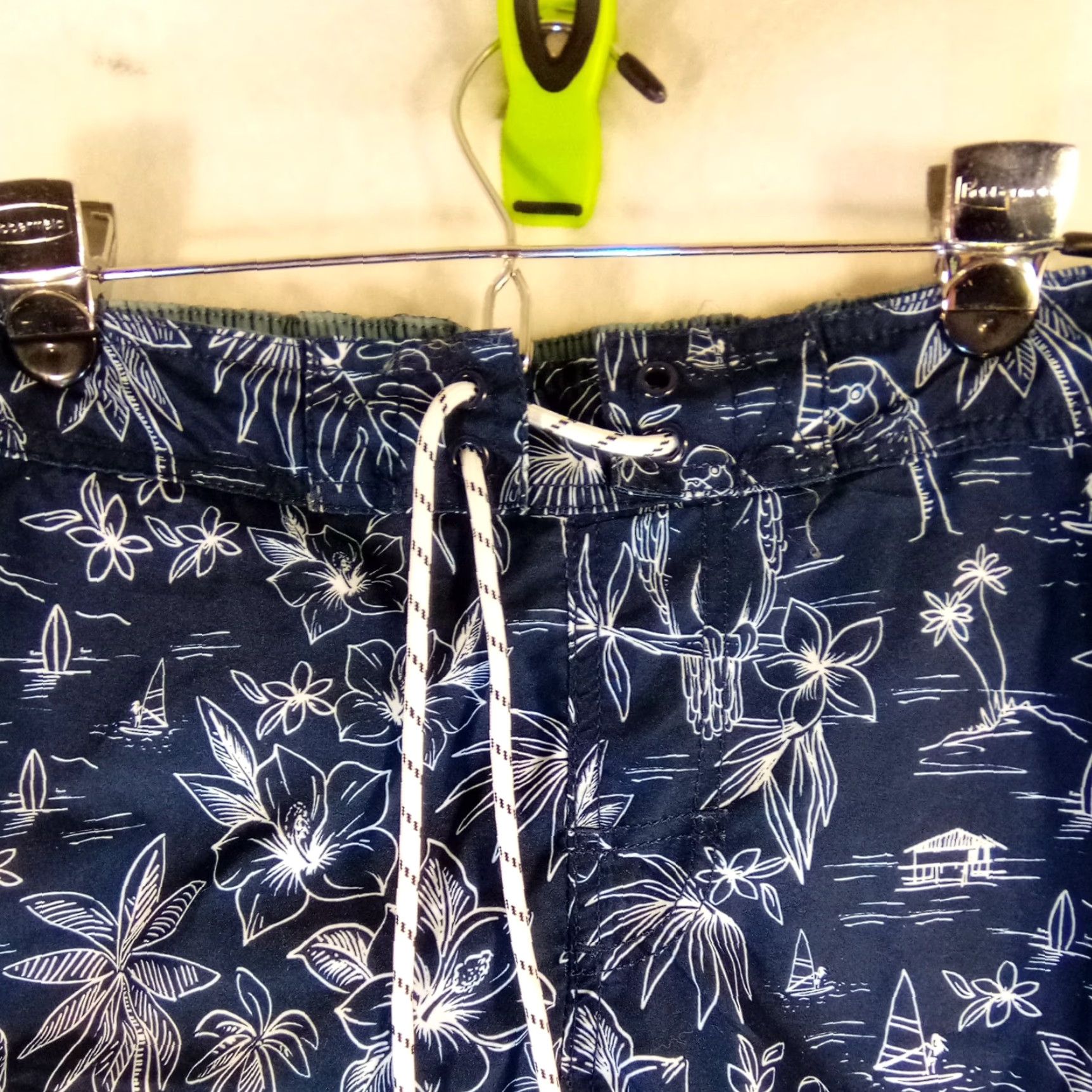 Vintage Goodfellow & Co. Swim Shorts Men 32 Floral Blue Polyester Fast Dry Pockets Drawstring Mid 10in Tropical Tropical Surfer Casual Size US 32 / EU 48 - 3 Thumbnail