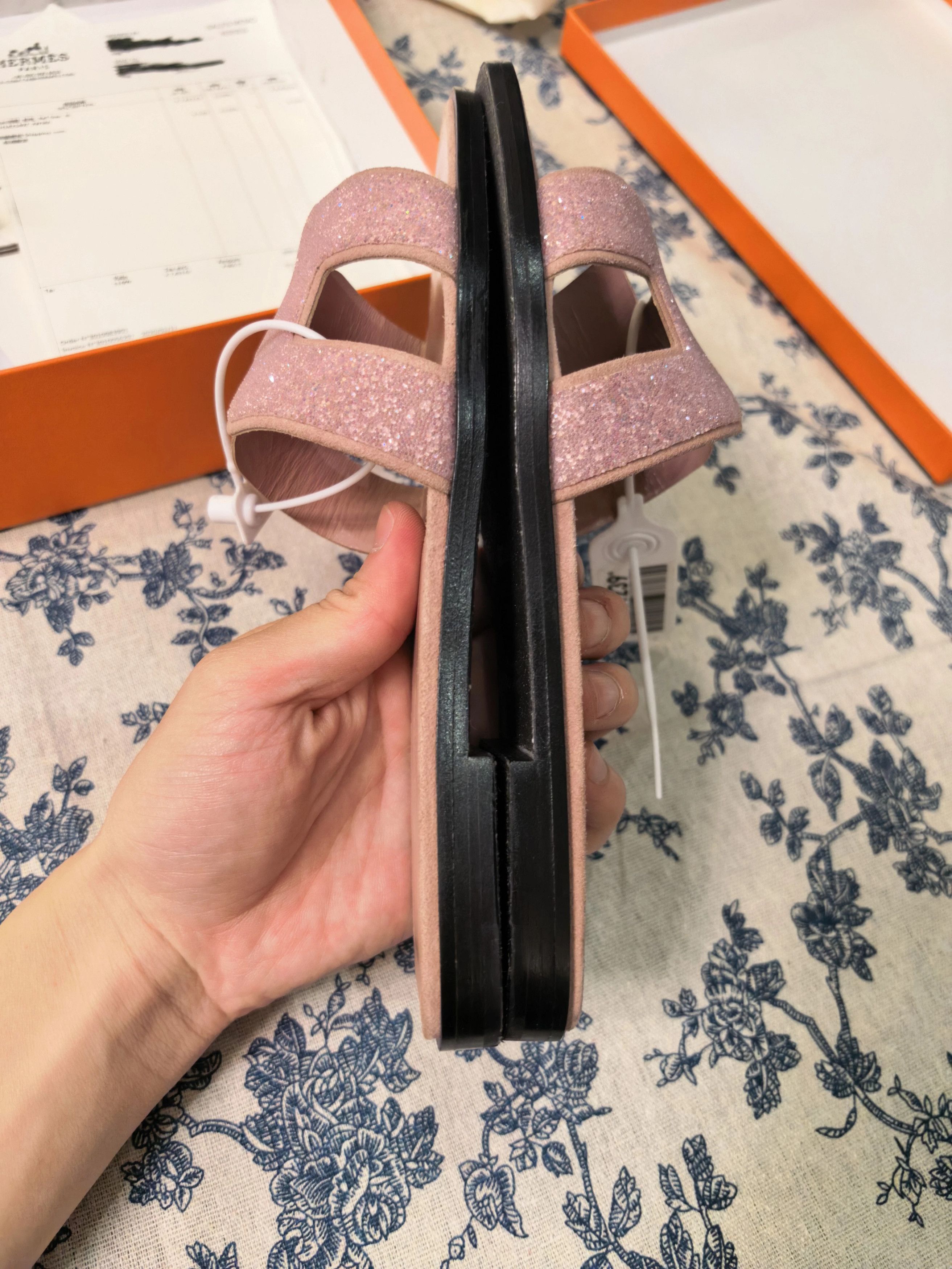 Hermes Hermes Pink Sequin H Logo Slipper 36 Clear Sole Size US 5.5 / IT 35.5 - 5 Thumbnail