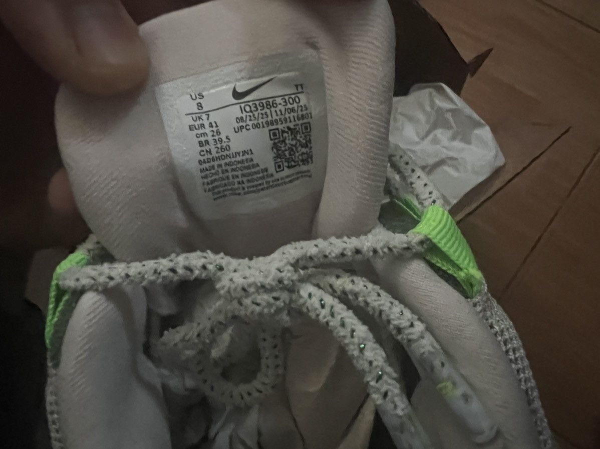 Nike Nike Air Max 95 Oregon PE Size US 8 / EU 41 - 16 Thumbnail