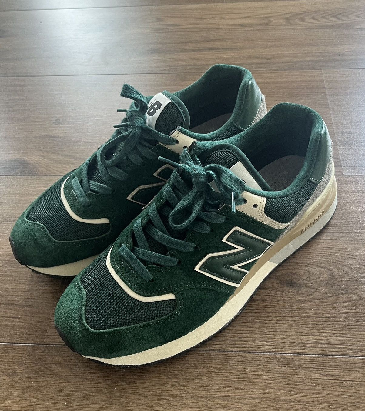 New Balance New Balance 574 Legacy Size US 8 / EU 41 - 5 Thumbnail