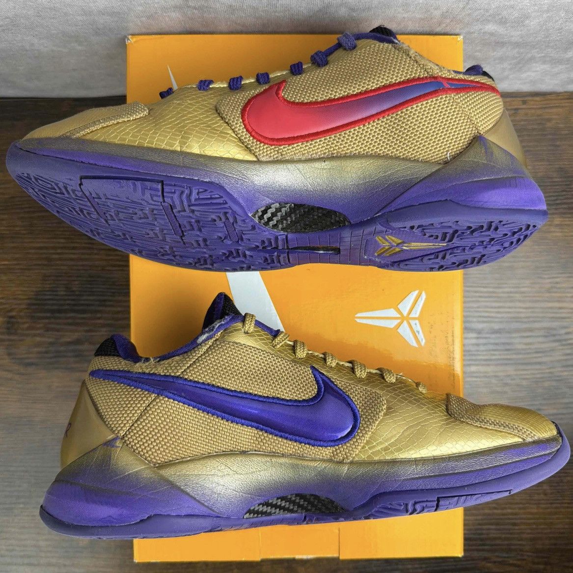 Nike × Undefeated Nike Zoom Kobe 5 Protro x Undefeated Hall Of Fame DA6809-700 Size US 7 / EU 40 - 4 Thumbnail