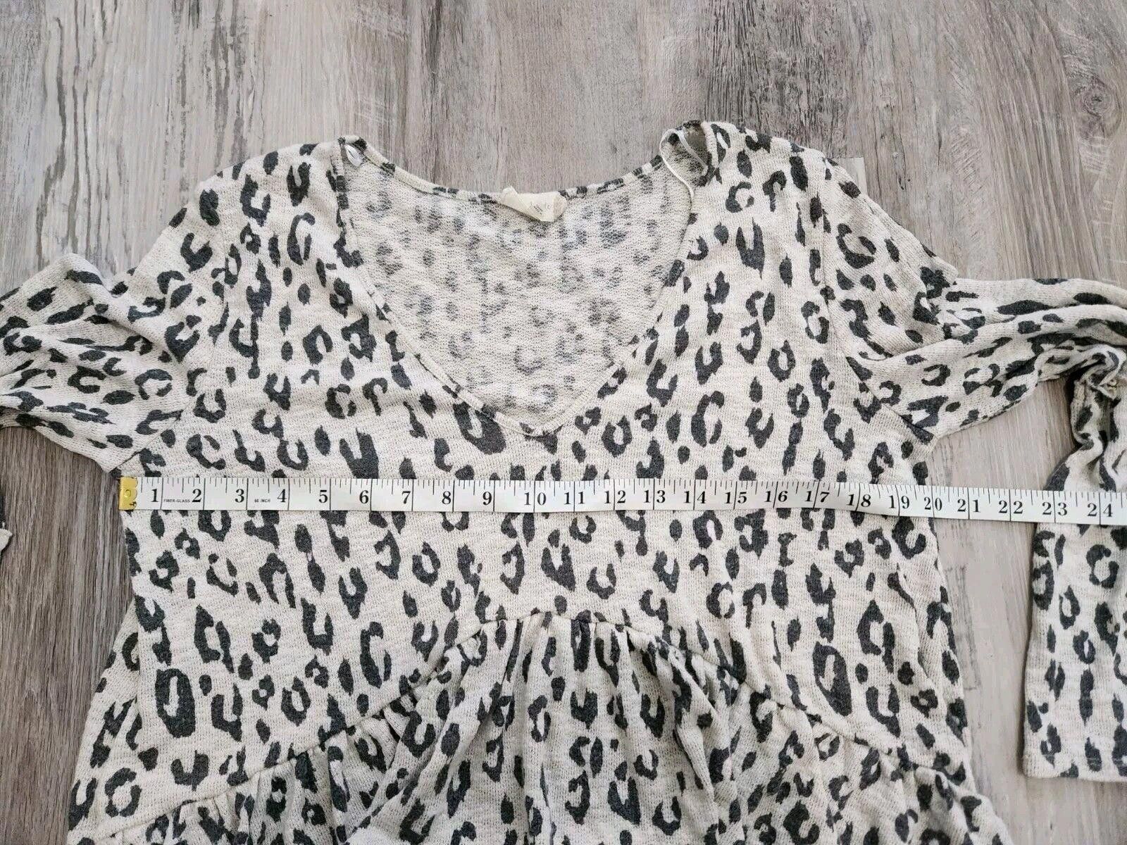 Designer Altar'd State Sweater Large Animal Print V Neck Bell Sleeves Size L / US 10 / IT 46 - 4 Thumbnail