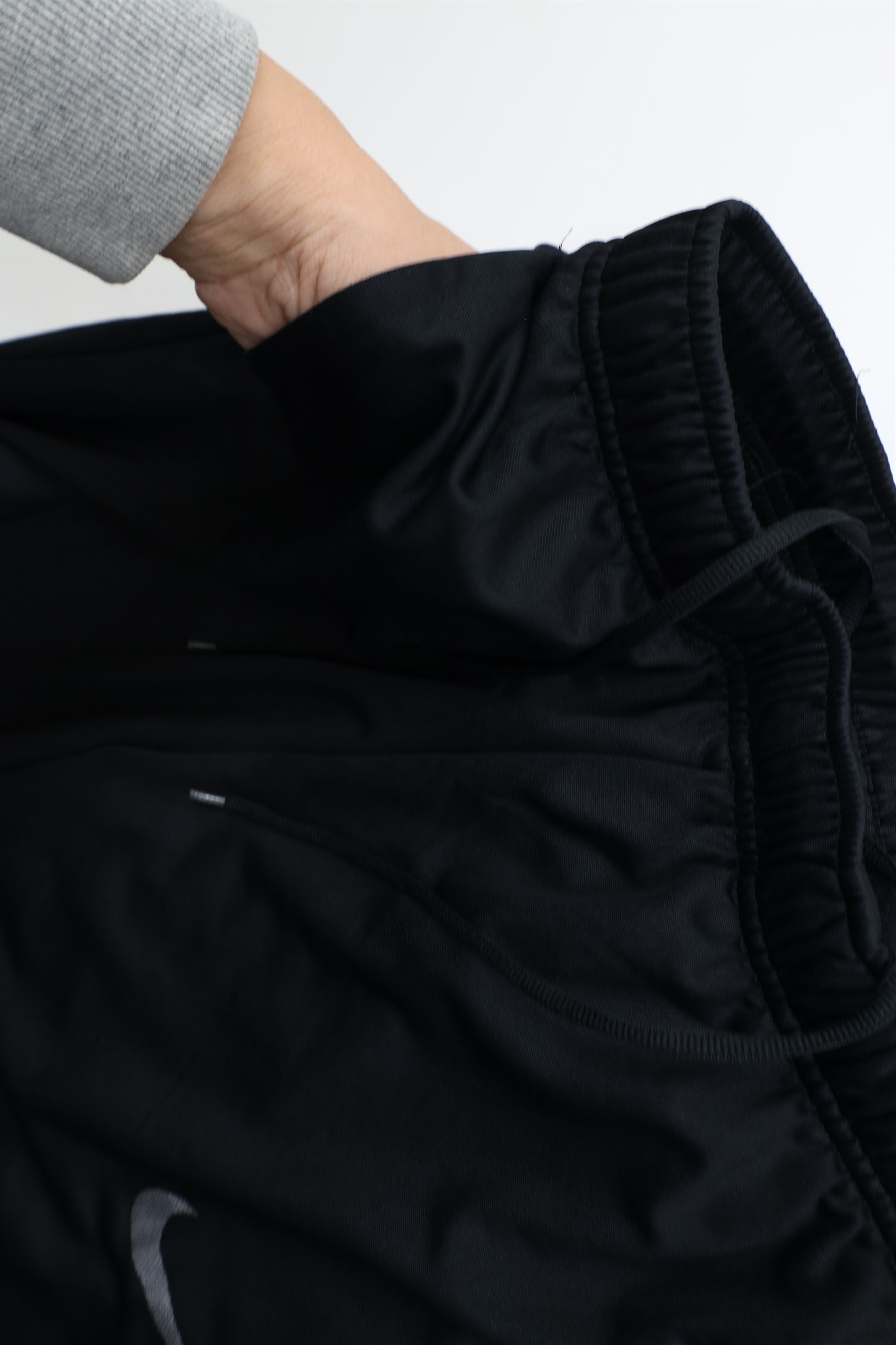 Nike Vintage Y2K Nike Scott Mini Swoosh Wide Leg Pants Black Knit Size US 34 / EU 50 - 7 Thumbnail