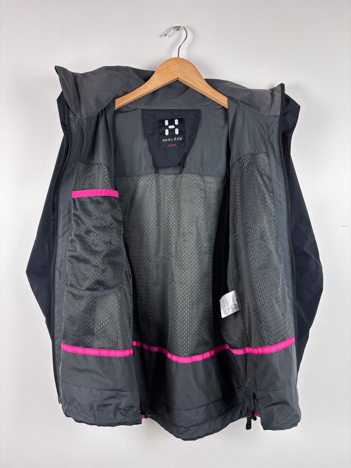 Haglofs Haglofs Gore-Tex Hooded Jacket Waterproof Raincoat Outdoor S Size S / US 4 / IT 40 - 8 Thumbnail