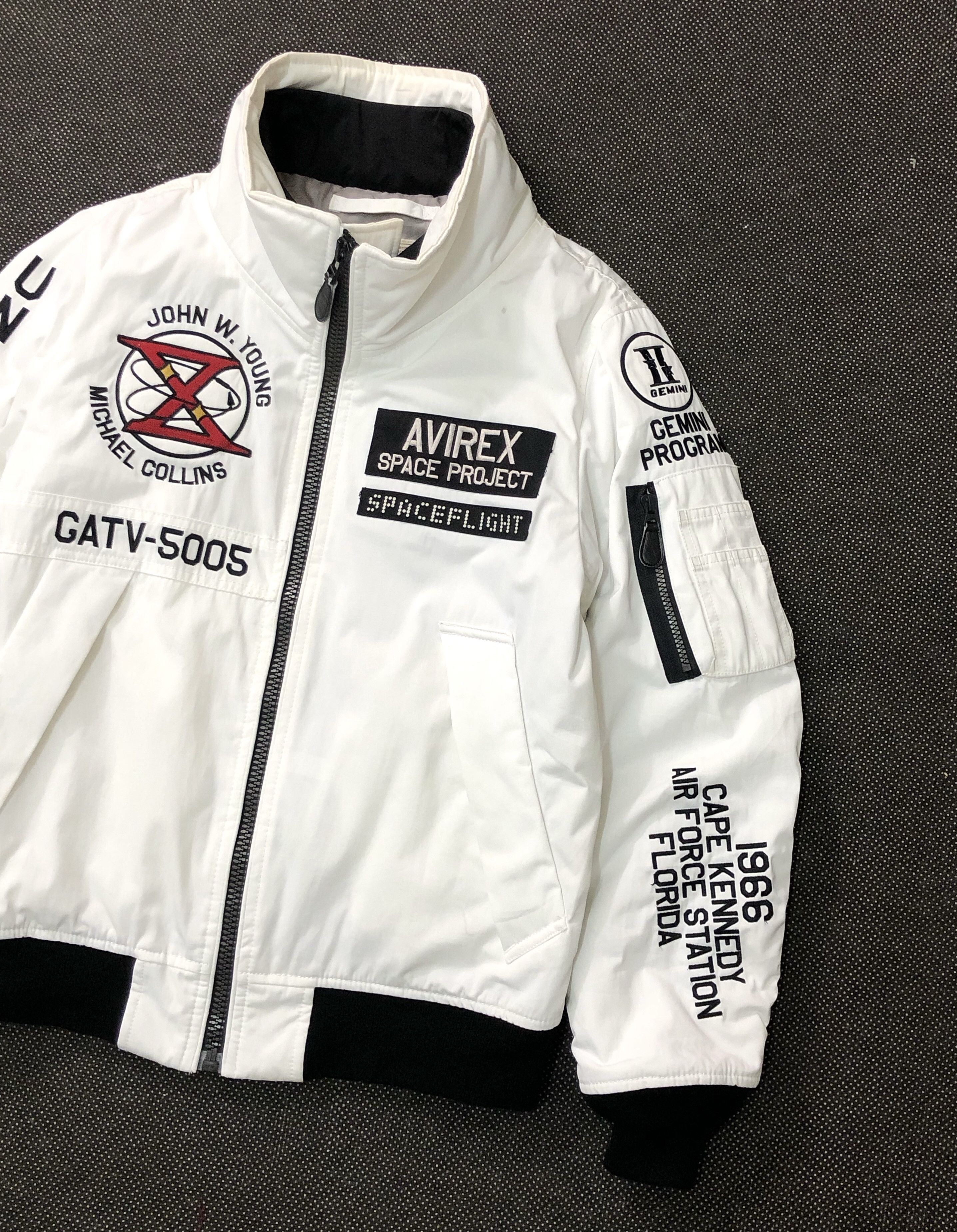 Avirex RARE🔥AVIREX GT-10 SPACE WALK MA-1 FLIGHT JACKET Size US M / EU 48-50 / 2 - 3 Thumbnail