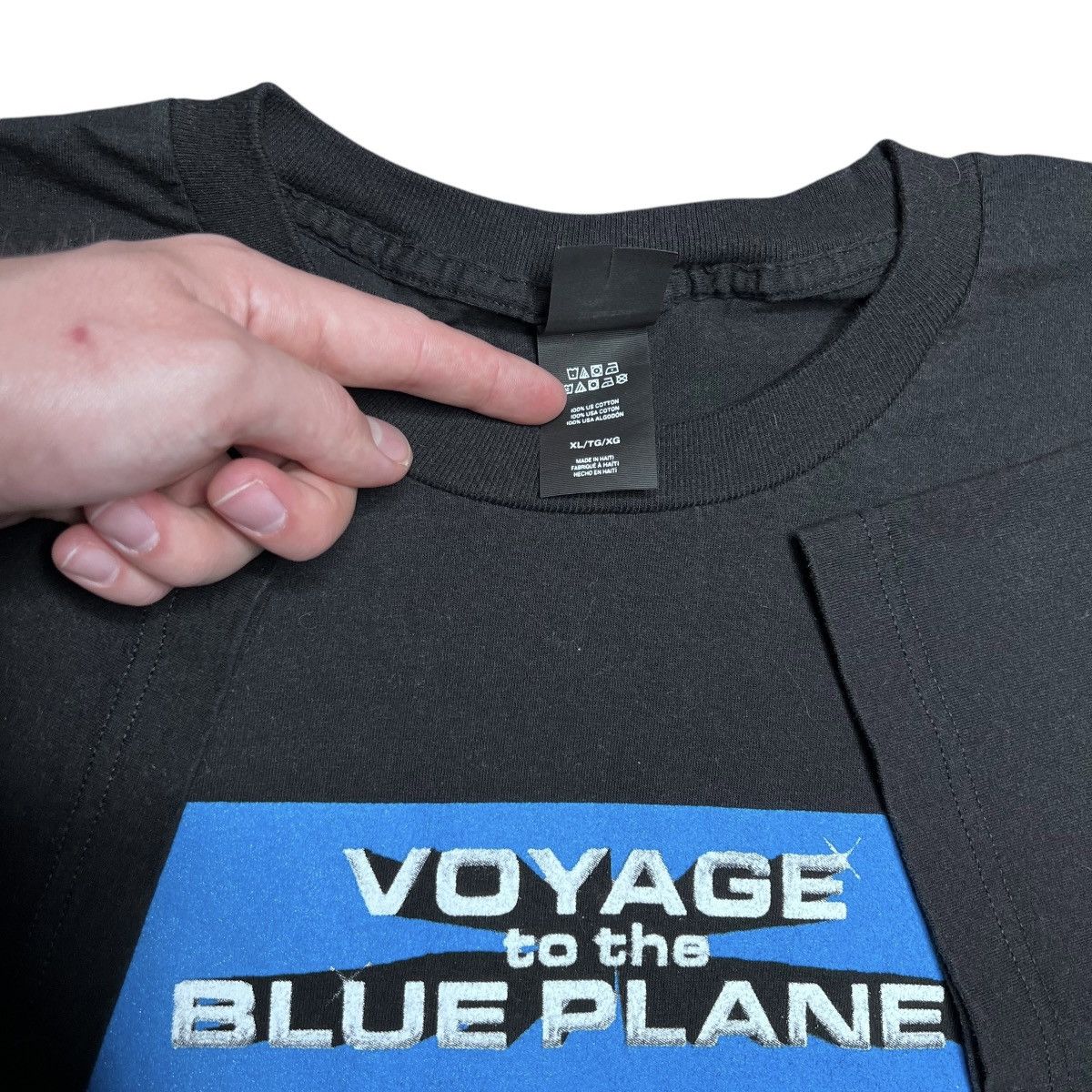 Band Tees × Vintage 2024 Weezer Voyage To The Blue Planet Tour Graphic Band Tee Size US XL / EU 56 / 4 - 4 Thumbnail