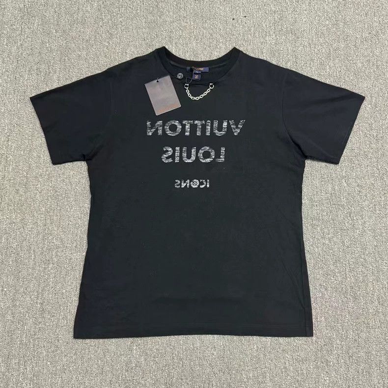 Louis Vuitton Louis Vuitton Black Chain Letter Print Short Sleeve Size US XL / EU 56 / 4 - 1 Thumbnail