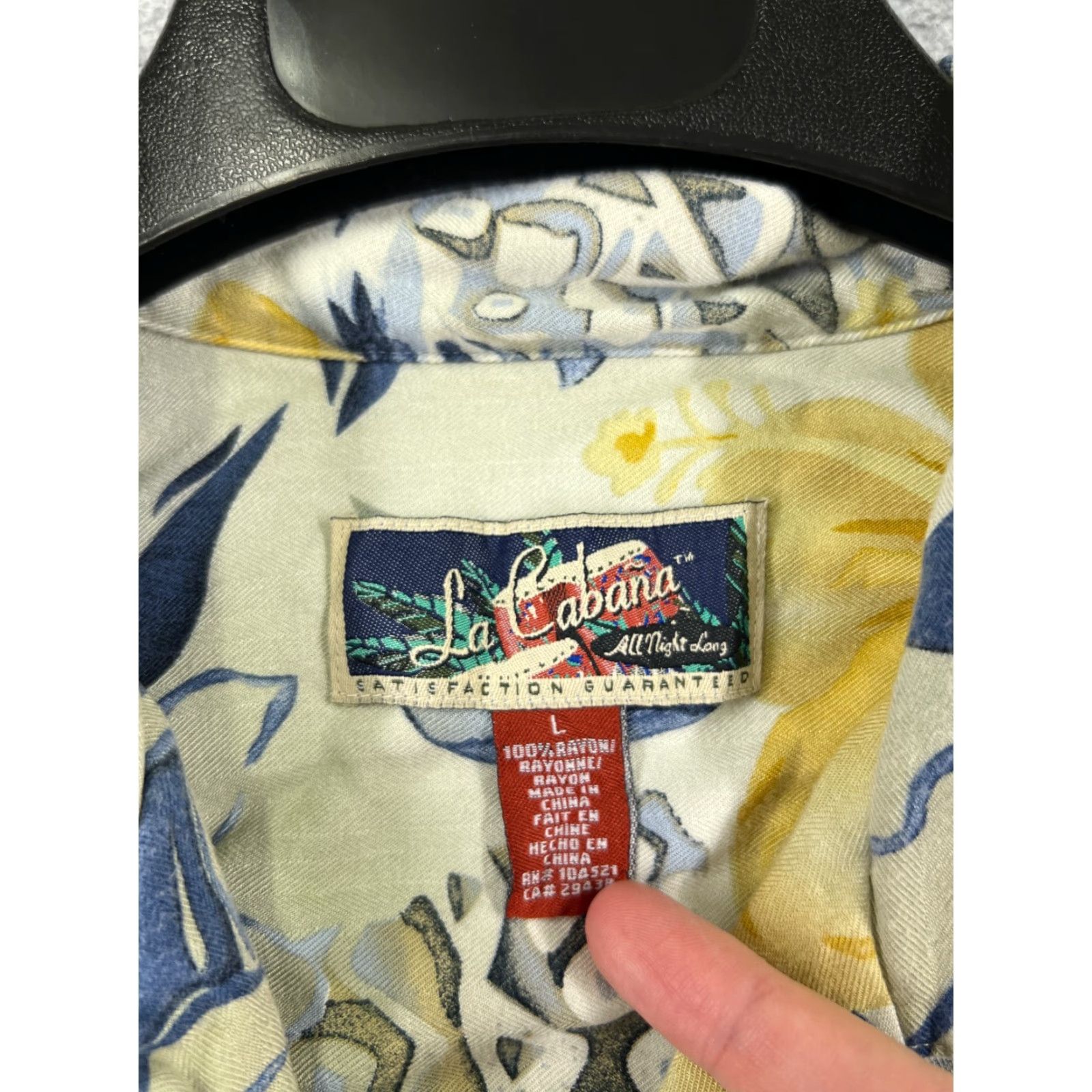 Vintage VINTAGE La Cabana Shirt Men Green Floral Hawaiian 100% Rayon Button-Up Short Sleeve Size US L / EU 52-54 / 3 - 7 Thumbnail
