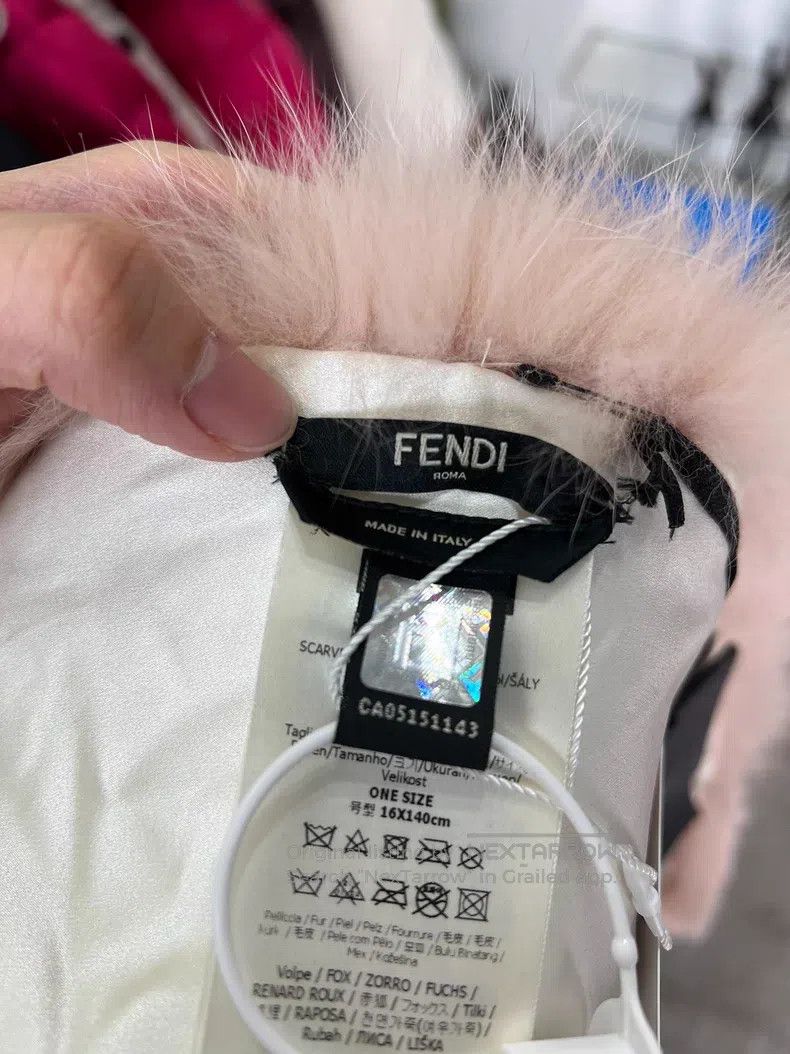 Fendi Fendi size 16×140cm Red Fox Fur Scarf Size ONE SIZE - 3 Thumbnail
