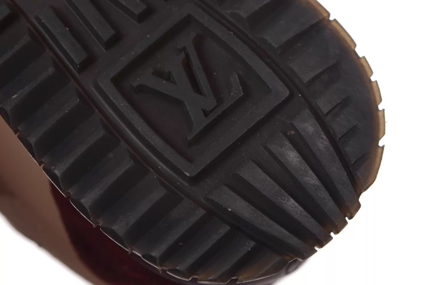 Louis Vuitton LV Women's Sneaker Size 35 Size US 4.5 / IT 34.5 - 2 Thumbnail