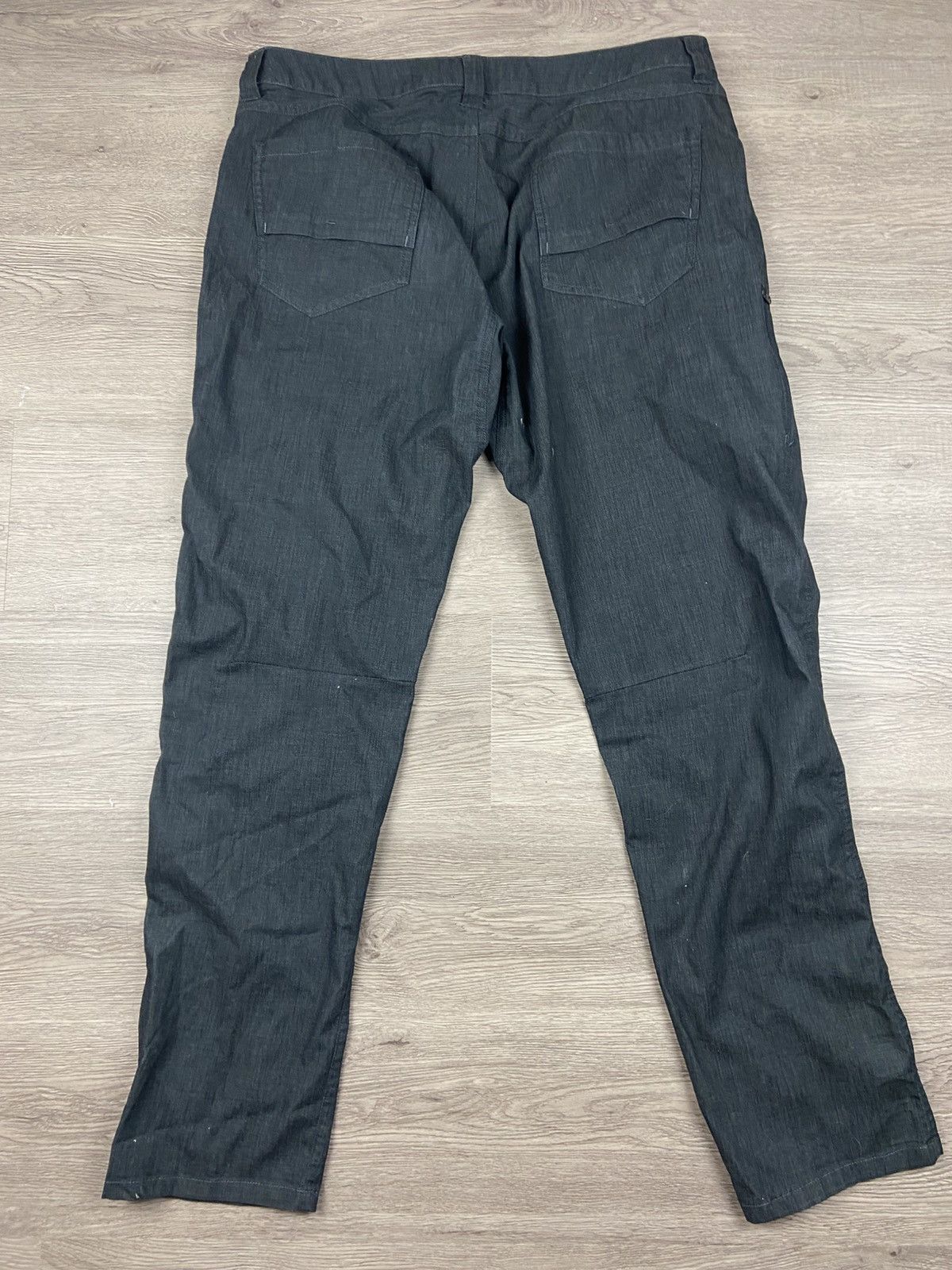 Arc'teryx New* Arc’teryx A2B Commuter Pants* men’s 38 reg charcoal Size US 38 / EU 54 - 5 Thumbnail
