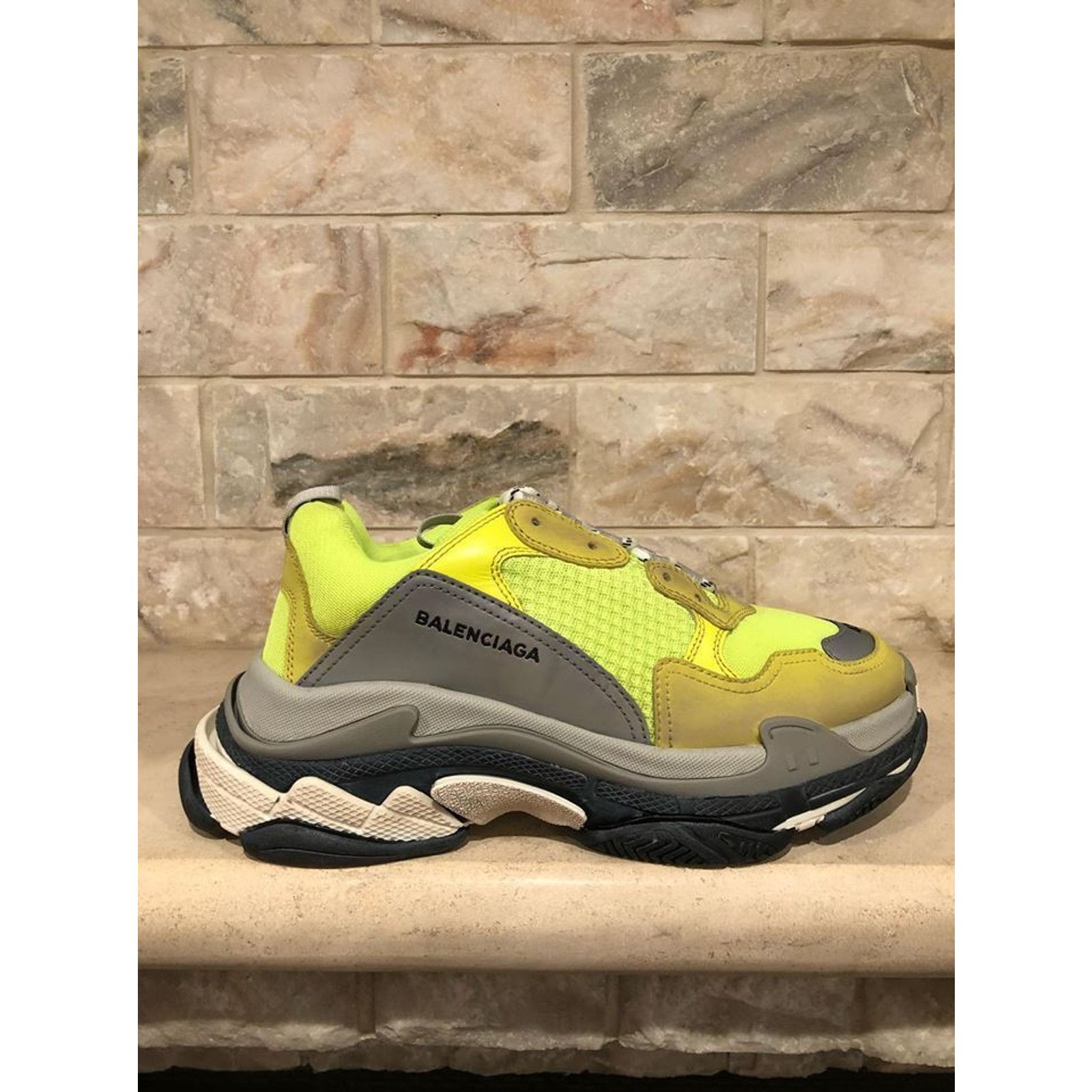 Balenciaga Balenciaga Triple S Sneaker Neon Yellow Grey Speed Size US 9 / EU 42 - 6 Thumbnail