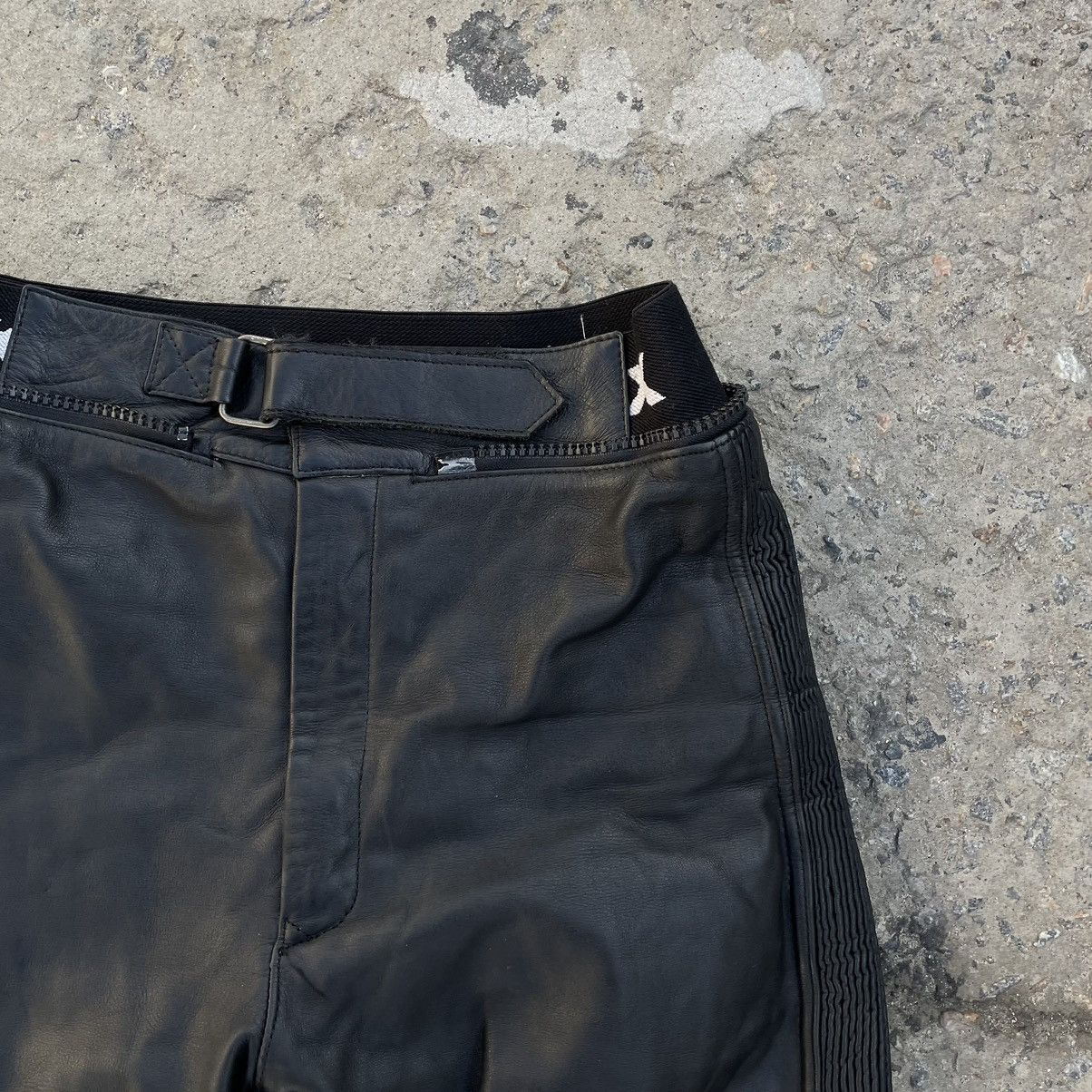 Leather × Vintage Vintage Leather Pants Moto Uvex 90s Y2K Style USA Size US 30 / EU 46 - 8 Thumbnail