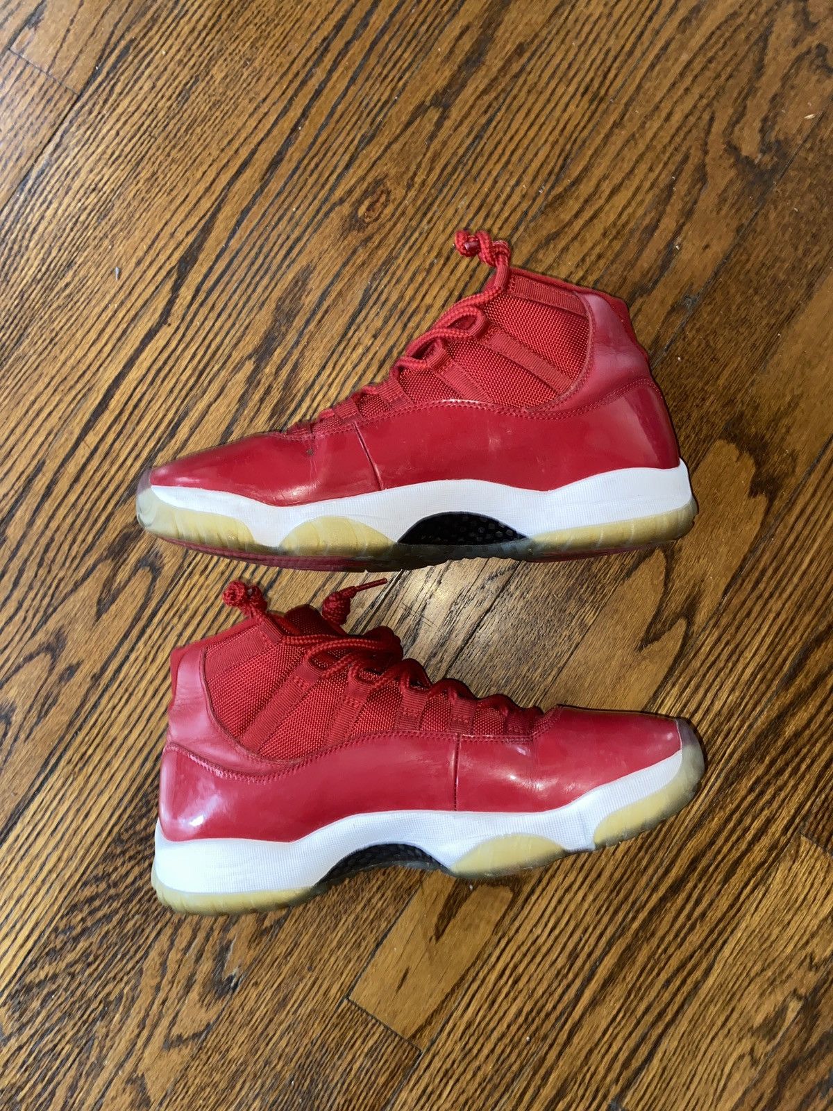 Jordan Brand Jordan 11 Win Like Mile size 10.5 Size US 10.5 / EU 43-44 - 2 Thumbnail