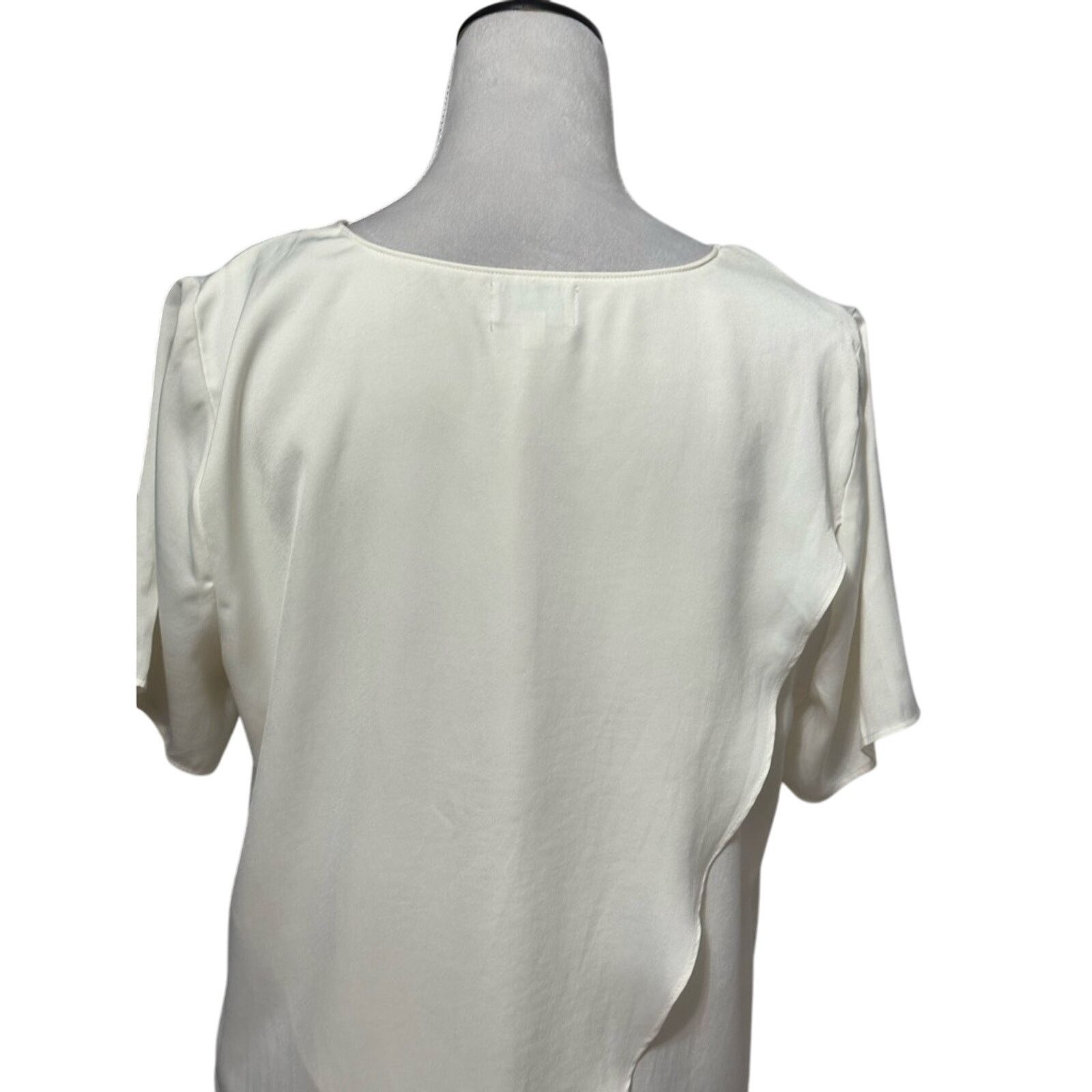 Other Socialite Blouse Short Sleeves Petal Fold Back Off White L Size L / US 10 / IT 46 - 6 Thumbnail