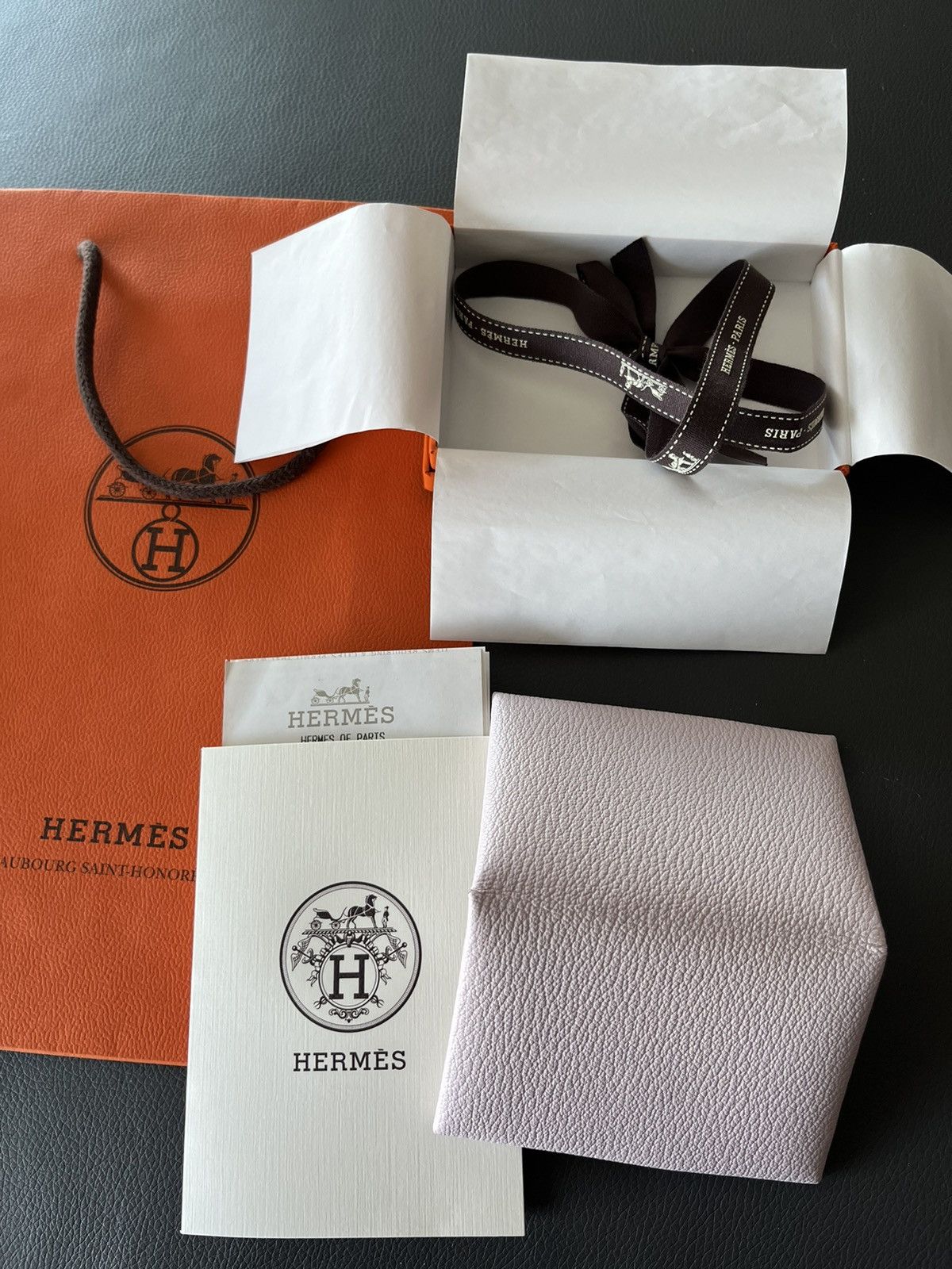 Hermes Hermes Brand New Calvi Mauve Pale Chèvre Mysore Leather Size ONE SIZE - 6 Thumbnail