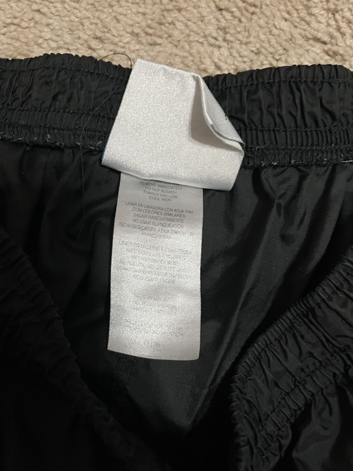 Adidas 90’s Authentic Adidas Track Pants Size US 34 / EU 50 - 4 Thumbnail