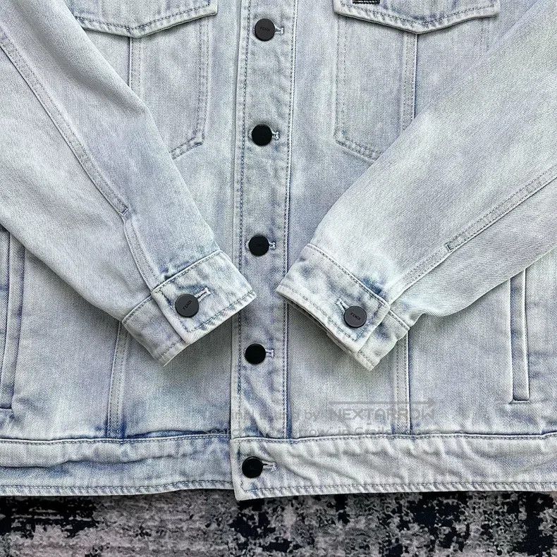 Fendi Fendi Letter Logo Embroidered Washed Denim Jacket Size US M / EU 48-50 / 2 - 7 Thumbnail