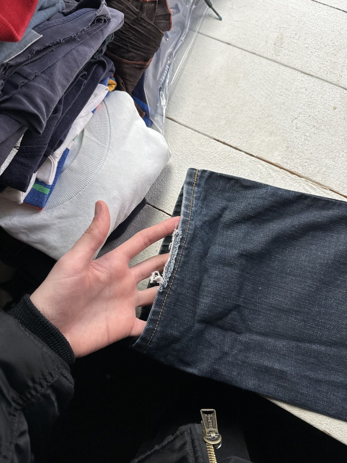 Levi's 🚨Vintage 90s Levis Jeans 506 LEGEND y2k dark Wash Denim Size US 35 - 13 Thumbnail