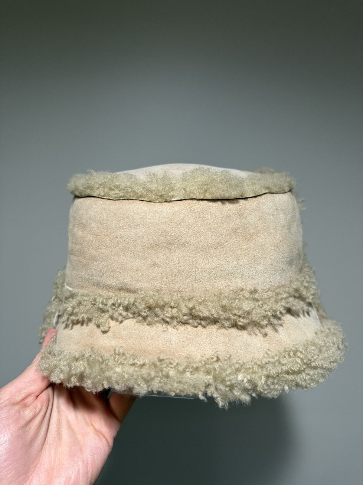 Prada Prada Beige Leather Sheep Fur Bucket Shearling Hat Size ONE SIZE - 7 Thumbnail