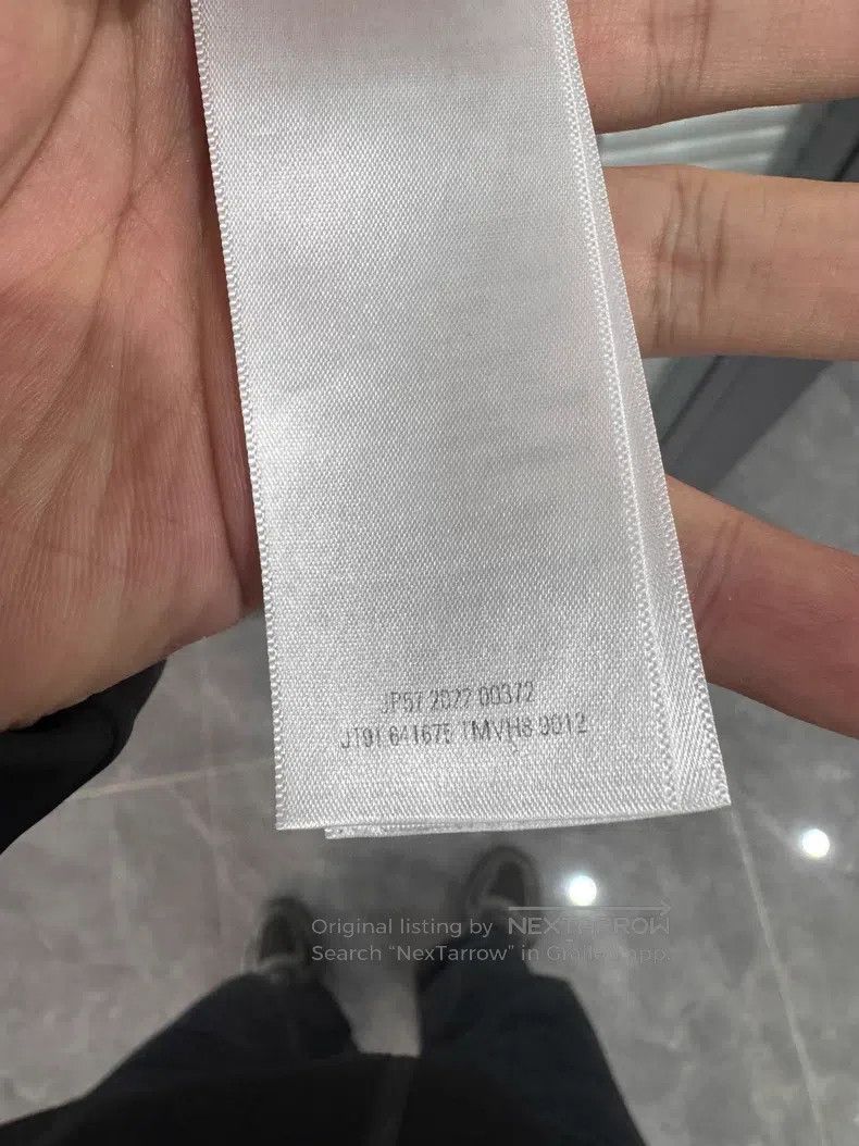 Balenciaga Balenciaga White Ripped Slogan Short Sleeve T-Shirt Size US XS / EU 42 / 0 - 5 Thumbnail