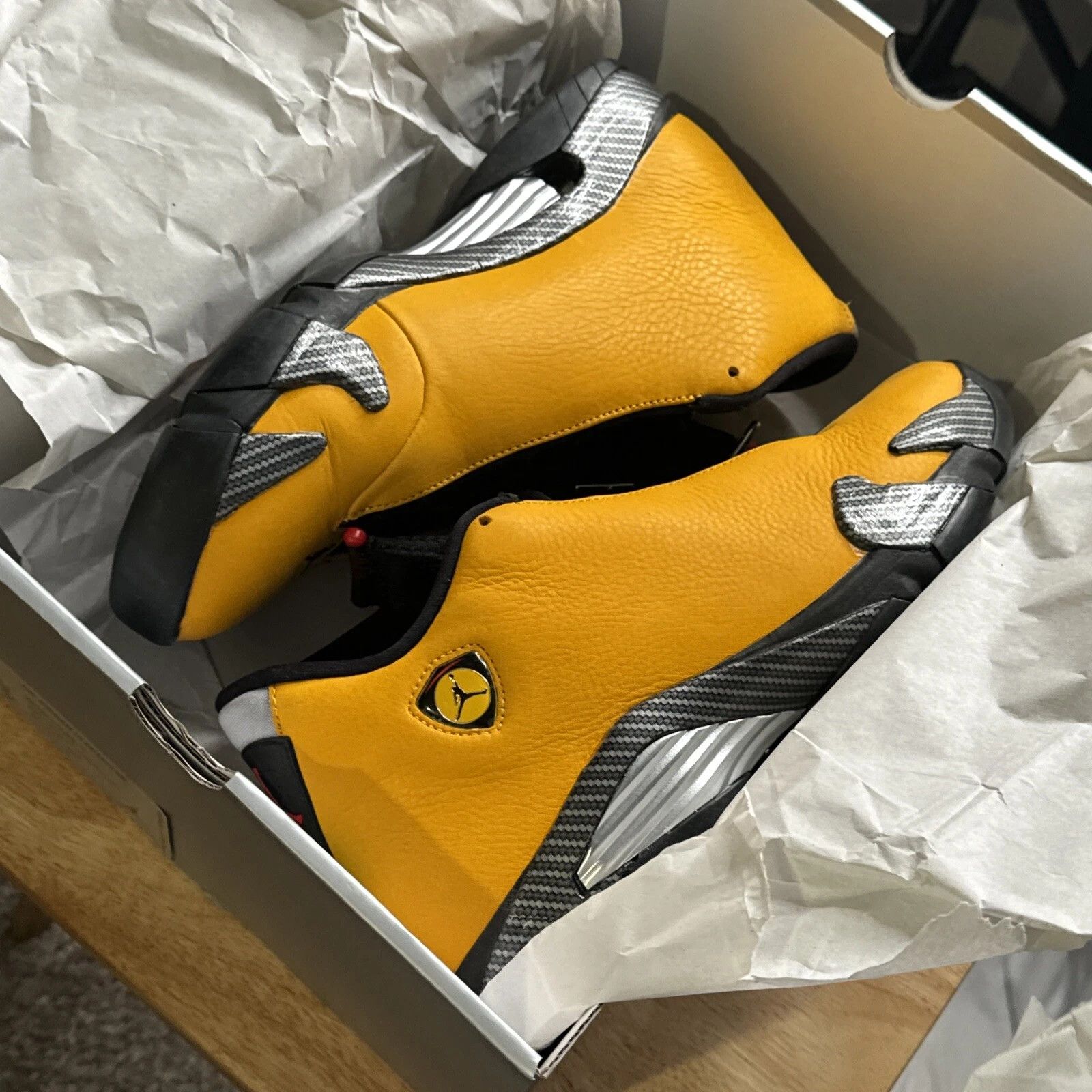 Jordan Brand Jordan 14 Yellow Ferrari Size 9.5 Size US 9.5 / EU 42-43 - 6 Thumbnail
