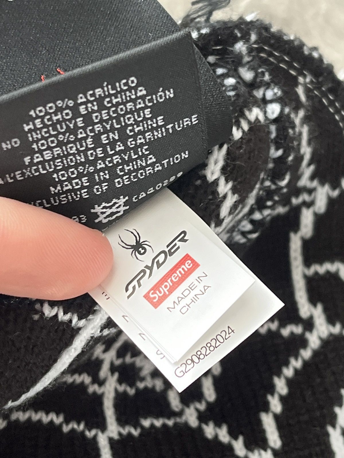 Spyder × Supreme Supreme Balaclava ‘Supreme Spyder Web heavyweight Balaclava’ Size ONE SIZE - 7 Thumbnail