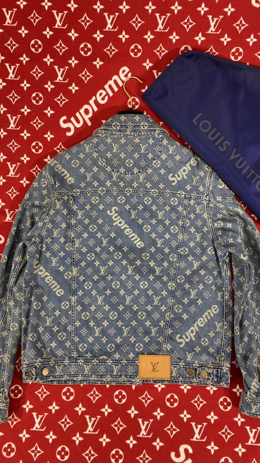 Louis Vuitton × Supreme Louis Vuitton X Supreme 54 Denim Jacket Blue Monogram Size US L / EU 52-54 / 3 - 3 Thumbnail