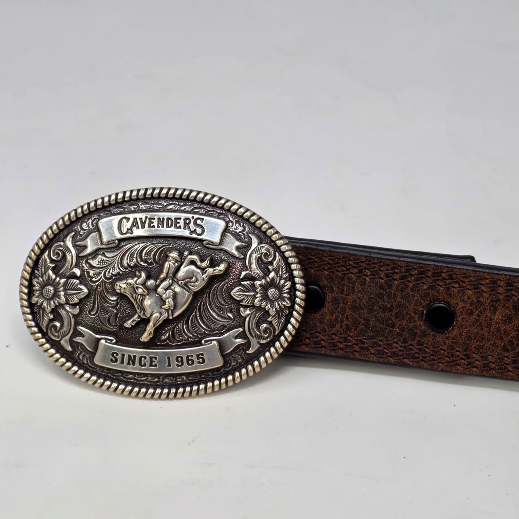 Vintage Cavenders Brown Leather Belt Big Buckle Size 30 Western Cowboy Bull Rider Rodeo Belt Mens Size 30 - 3 Thumbnail