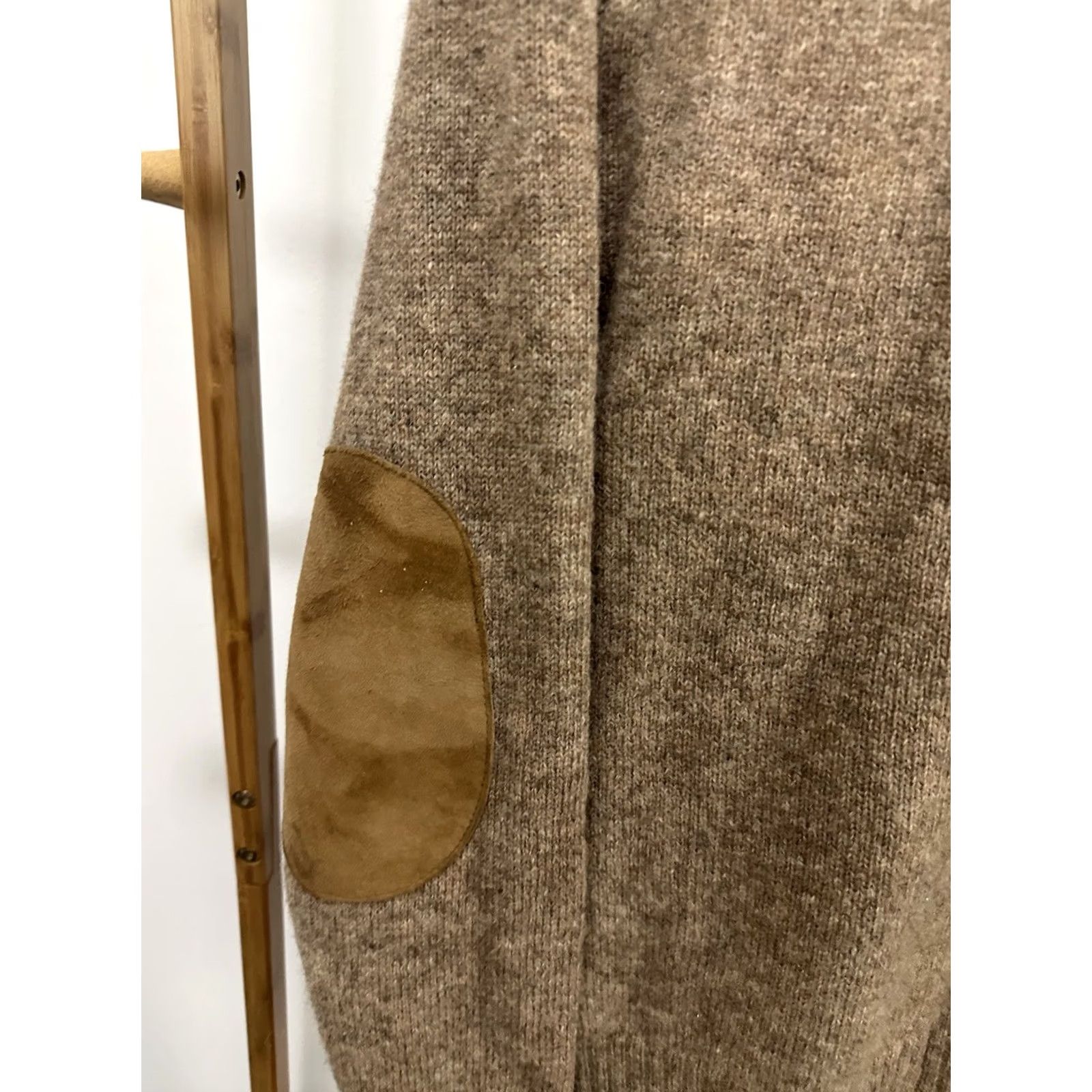 Vintage VTG Glenhusky of Scotland Sweater Mens M Brown 100% Leather Shoulder Elbow Pads Size US M / EU 48-50 / 2 - 5 Thumbnail