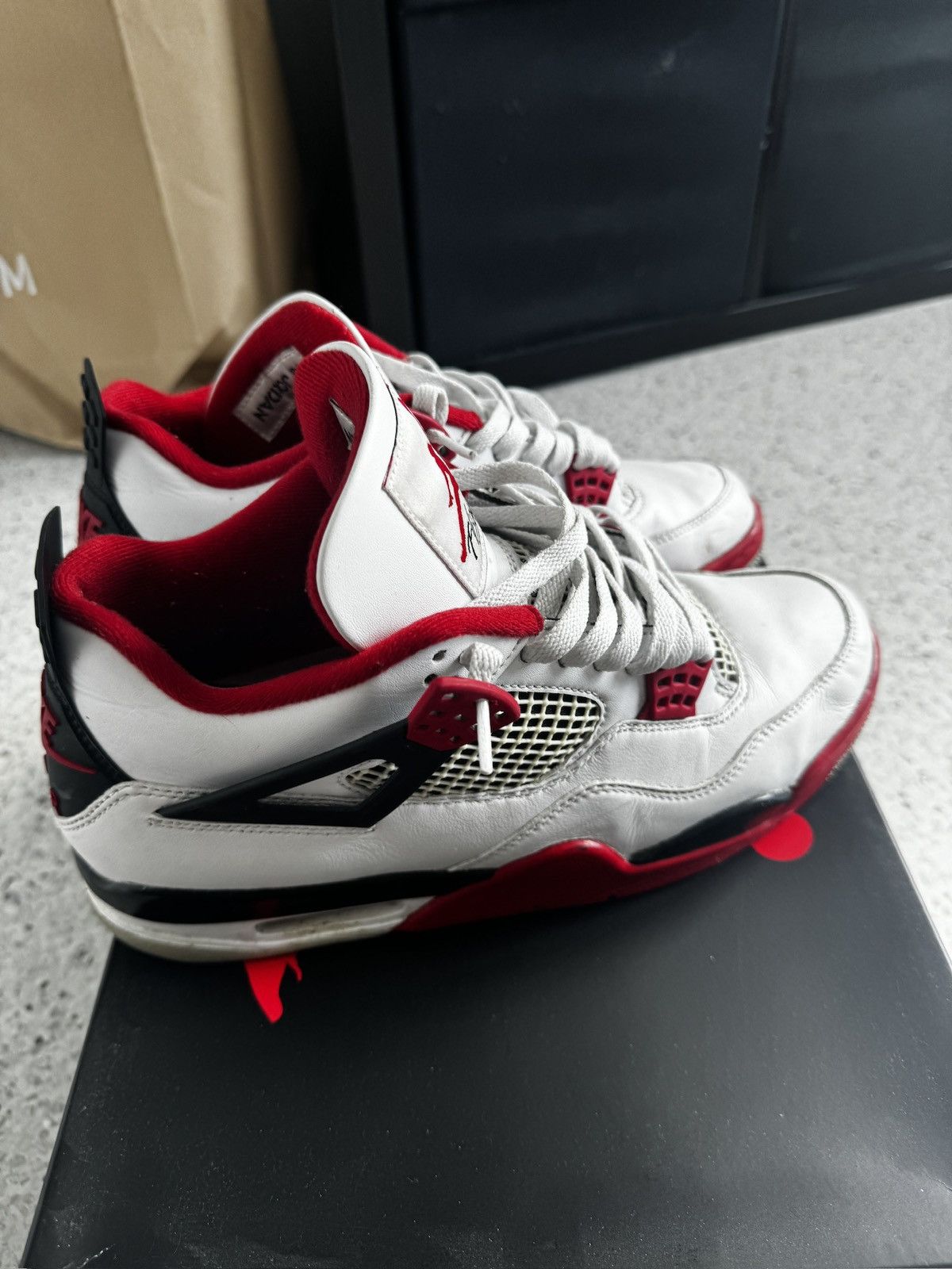 Jordan Brand × Nike Jordan 4 Fire Red UK 8.5/ US 9.5 Size US 8.5 / EU 41-42 - 6 Thumbnail