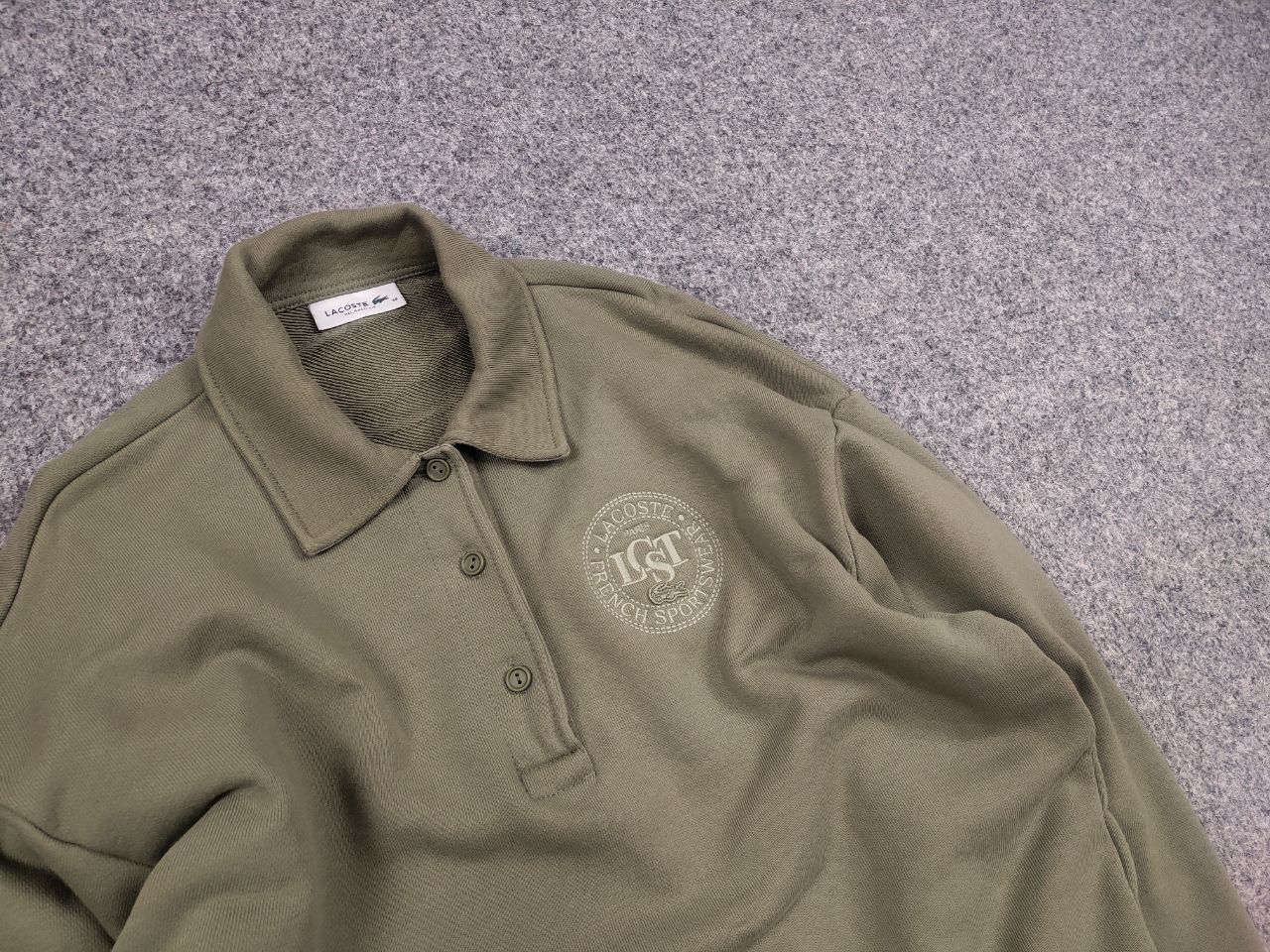 Lacoste Lacoste Kadın Relaxed Fit Polo Yaka Haki Sweatshirt Size S / US 4 / IT 40 - 6 Thumbnail
