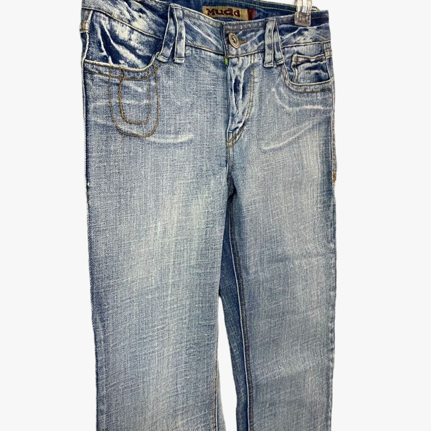 Denime VINTAGE Y2K Mudd Low-Rise Capri Jeans Denim Blue Light Wash Rhinestone Stretch Womens 7 Capri Jeans Blue Rhinestone Pockets 5-Pocket Size 28" / US 6 / IT 42 - 4 Thumbnail