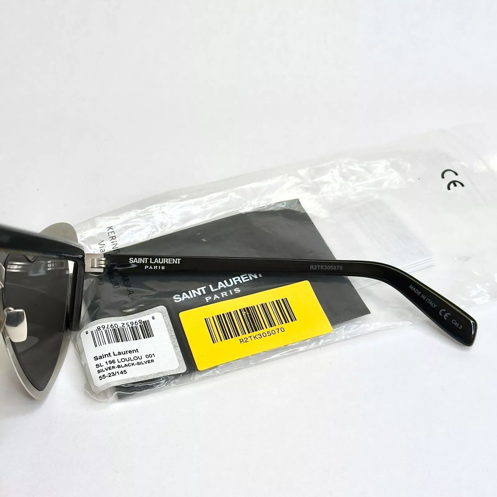 Yves Saint Laurent SAINT LAURENT LOULOU SL 196 SL196 Black Sunglasses 001 Size ONE SIZE - 2 Thumbnail