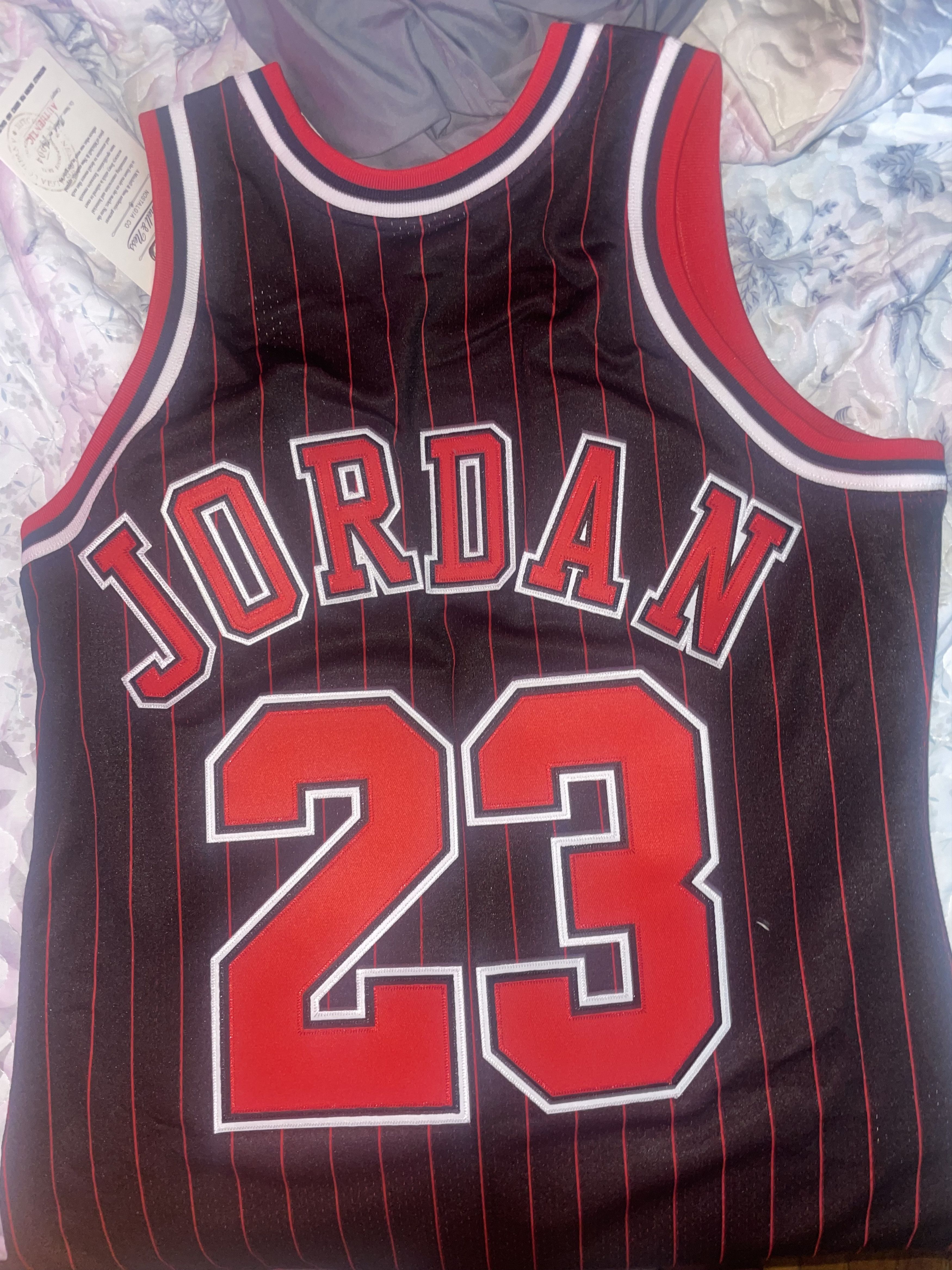 Mitchell & Ness Authentic Chicago bulls Mitchell and ness jersey Size US M / EU 48-50 / 2 - 1 Thumbnail