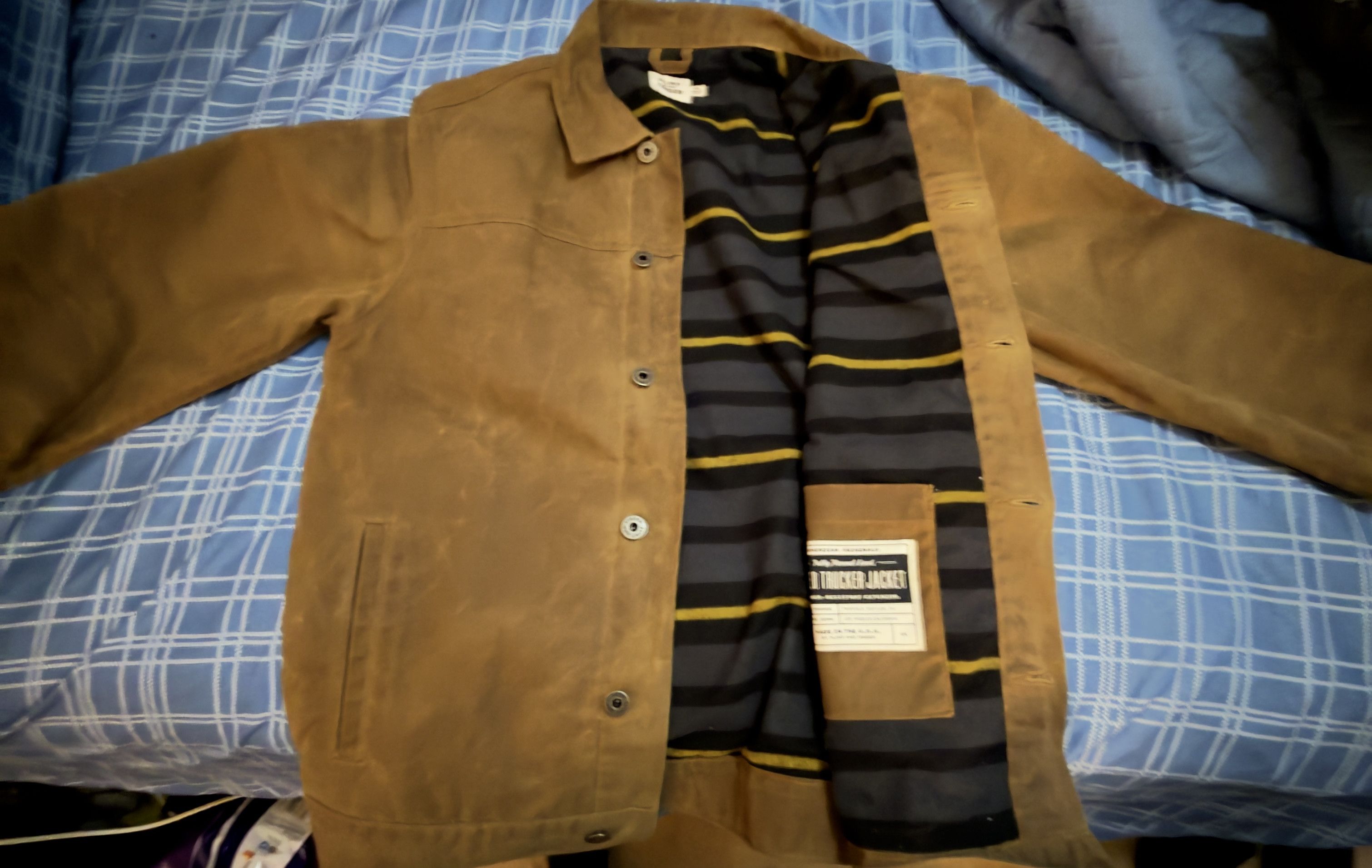 Flint And Tinder LN Flint and Tinder Waxed Cotton Trucker Jacket-Tan: Medium Size US M / EU 48-50 / 2 - 5 Thumbnail