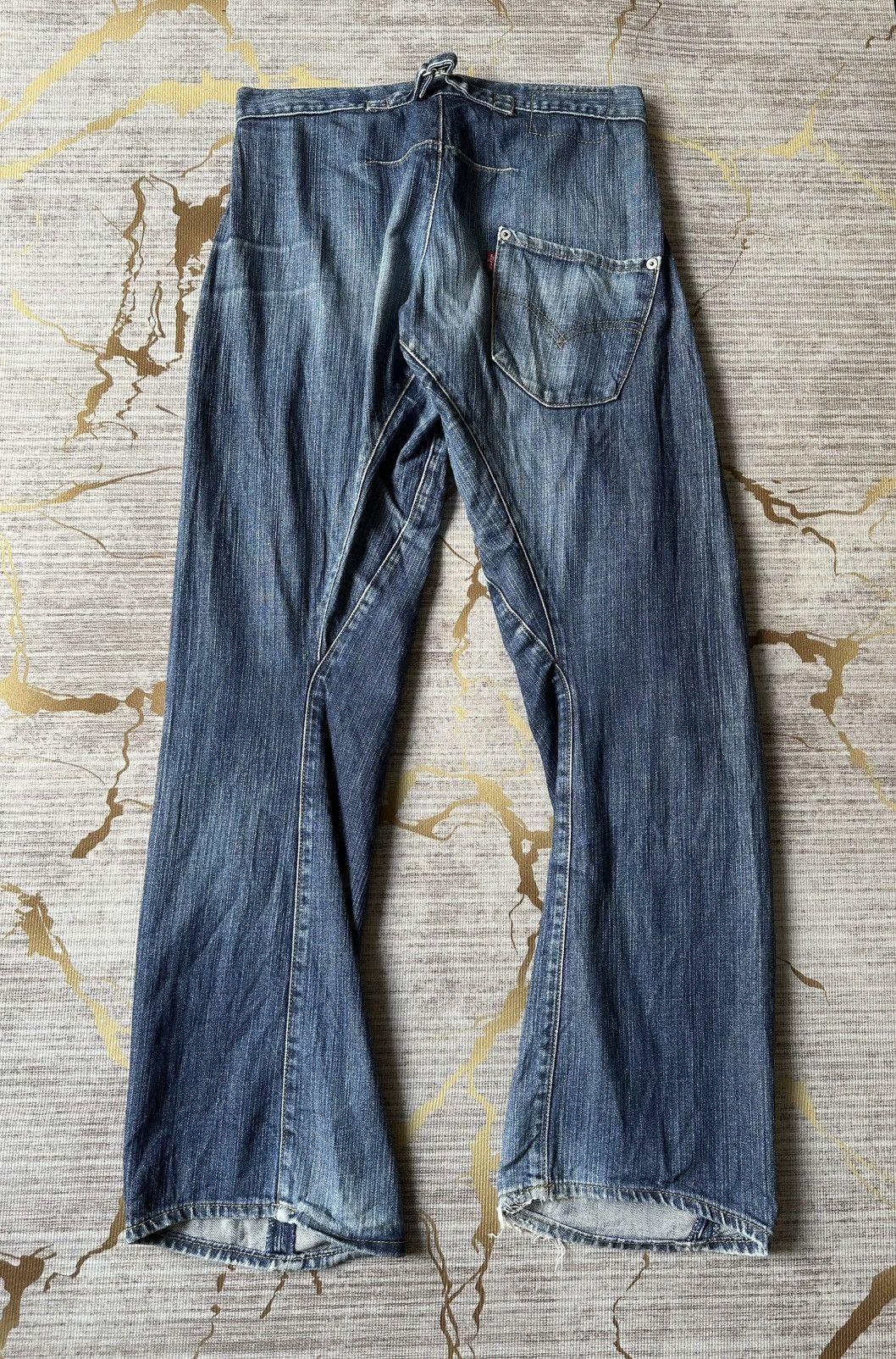 Levi's Vintage Clothing Levi’s Engineered Jeans Loose Distressed Denim Size US 30 / EU 46 - 3 Thumbnail