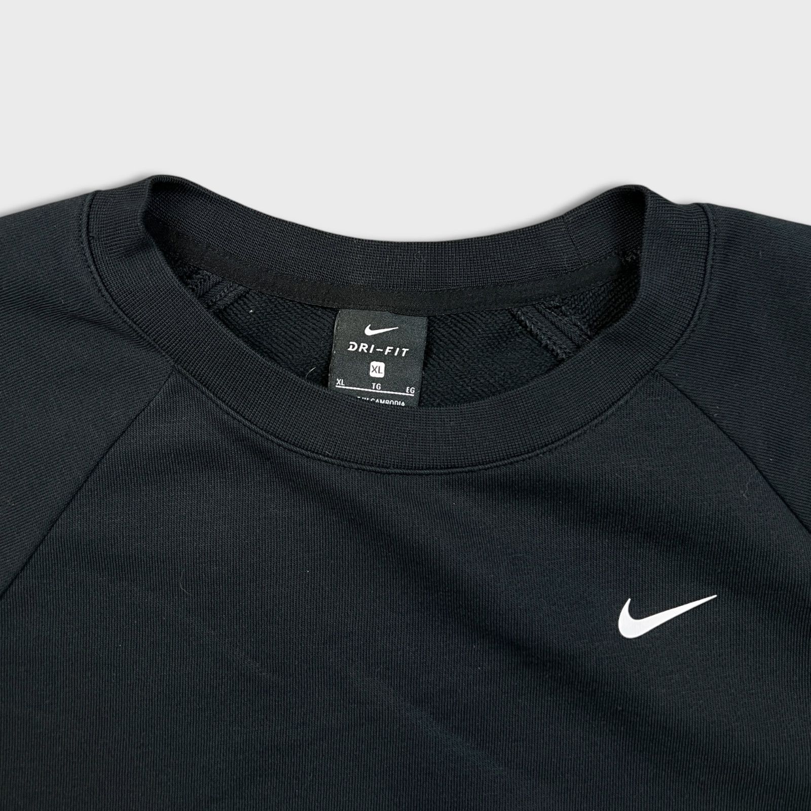 Nike × Vintage Nike Sportswear Phoenix XL Dri Fit Oversized Crop Sweatshirt Size XL / US 12-14 / IT 48-50 - 2 Thumbnail