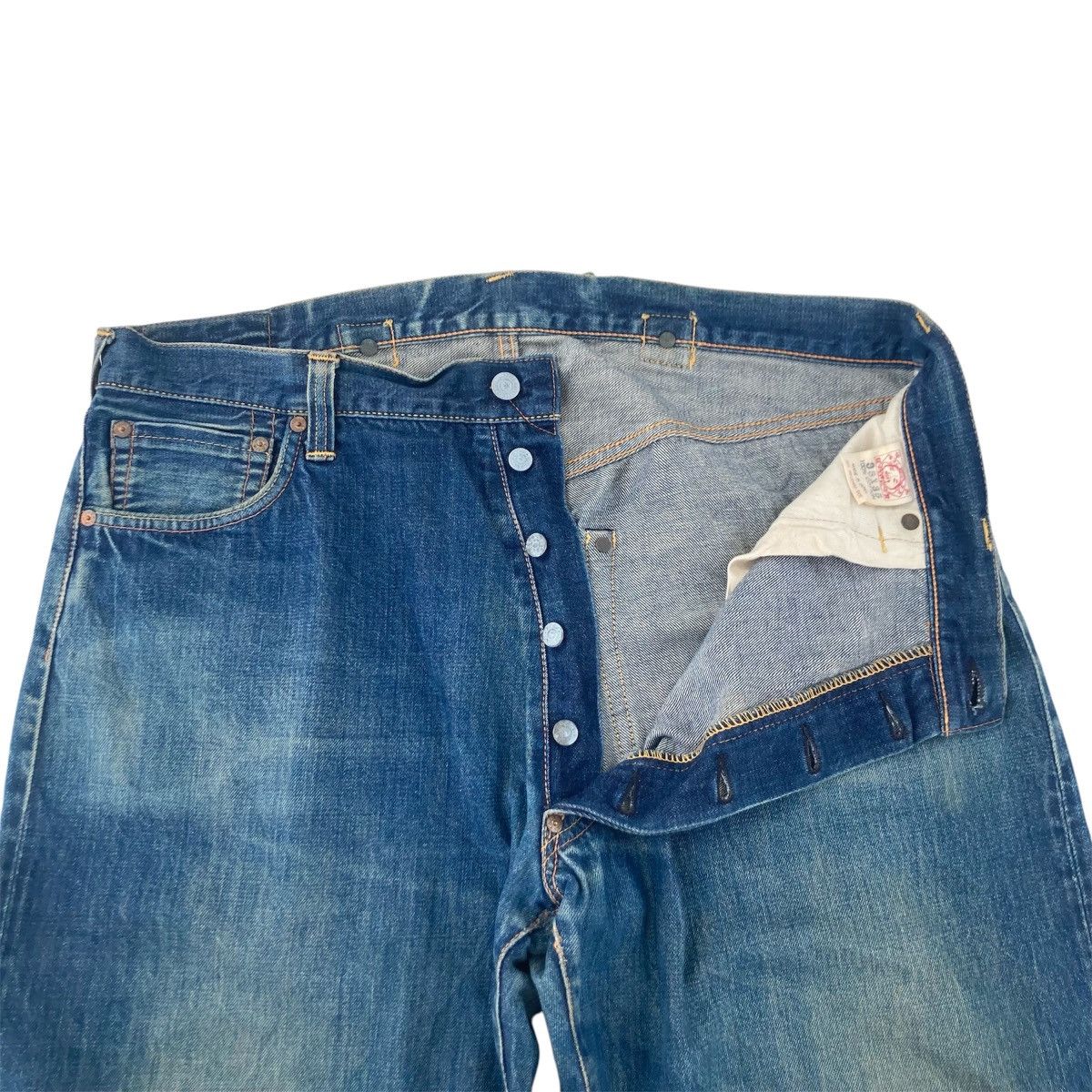 Evisu DISTRESSED EVISU SELVEDGE BUCKLE BACK JEANS Size US 37 - 5 Thumbnail