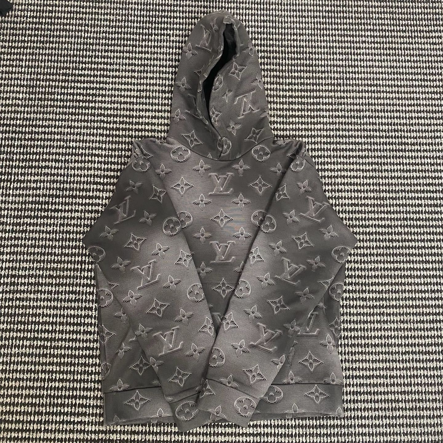Louis Vuitton Louis Vuitton 2054 Hoodie Size L Size US L / EU 52-54 / 3 - 1 Thumbnail
