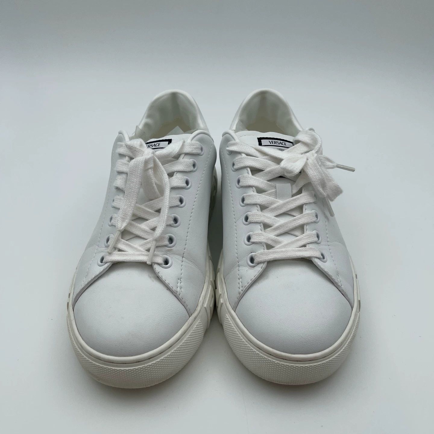 Versace Versace pre-owned white low-top sneakers 37 Size US 6.5 / IT 36.5 - 6 Thumbnail