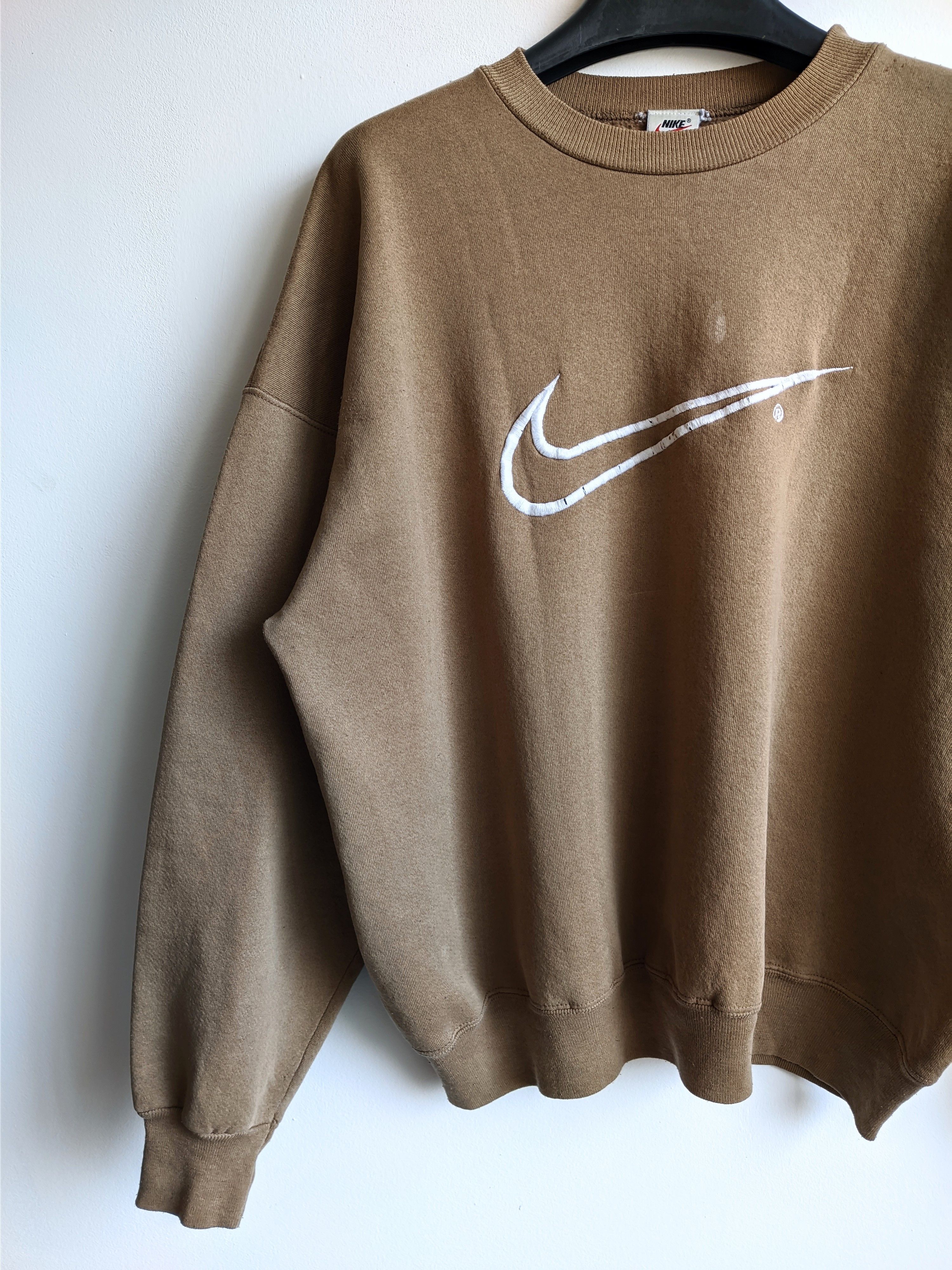 Nike Y2K vintage Nike sweatshirt big logo swoosh Size US L / EU 52-54 / 3 - 4 Thumbnail