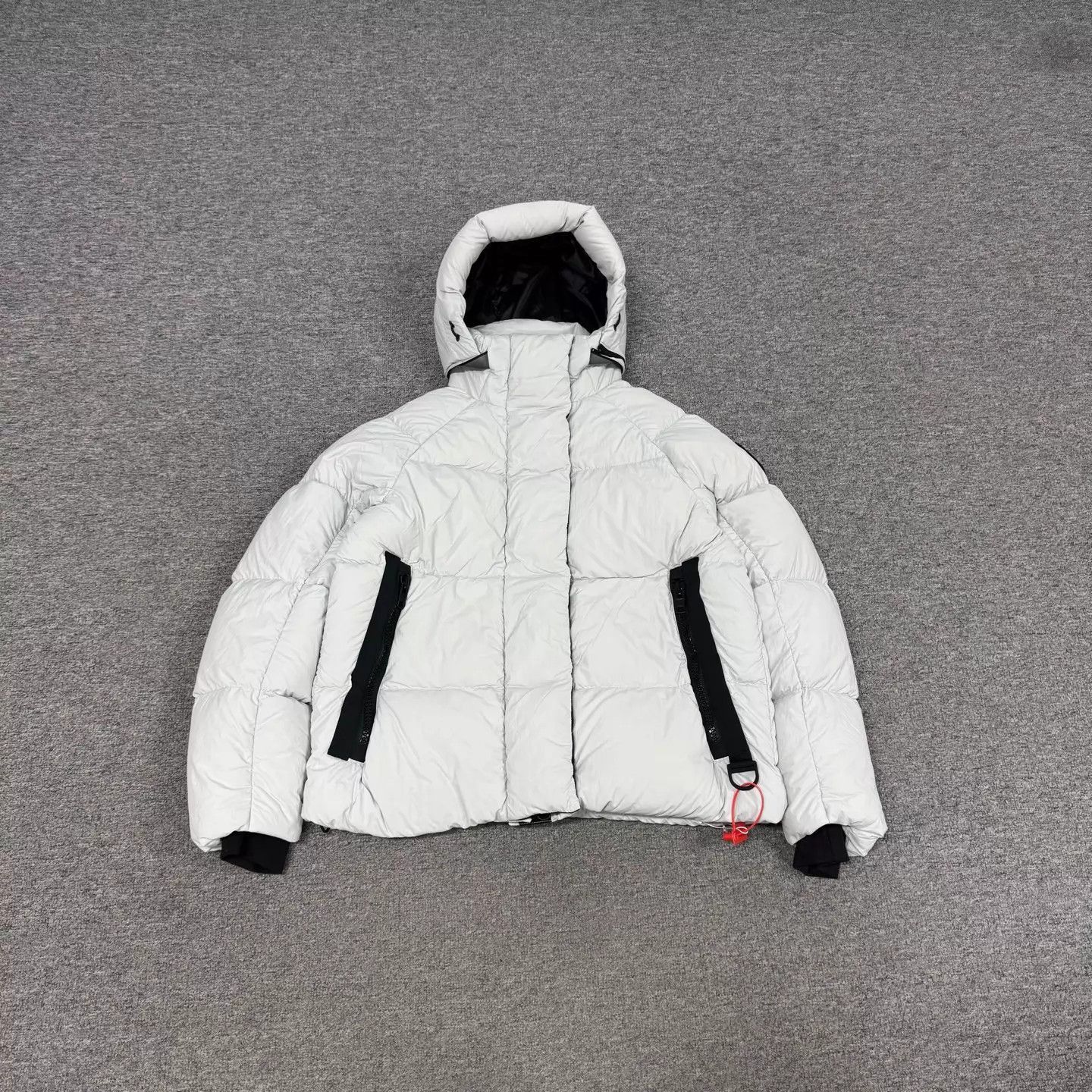 Canada Goose Gray Puffer Jacket with Hood Size S Size US S / EU 44-46 / 1 - 1 Thumbnail
