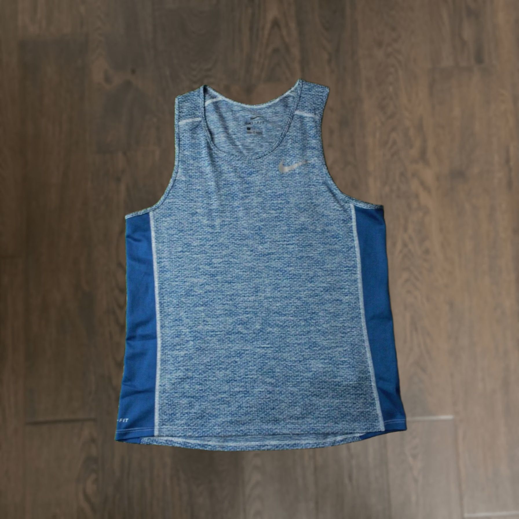 Nike NIKE Dri-FIT ORIGINAL 2018 RUN TRAINING MEN VEST TANK TOP SHIRT JERSEY SIZE M Blue Sleeveless Crew Neck 100% Polyester Sports Size US M / EU 48-50 / 2 - 1 Thumbnail
