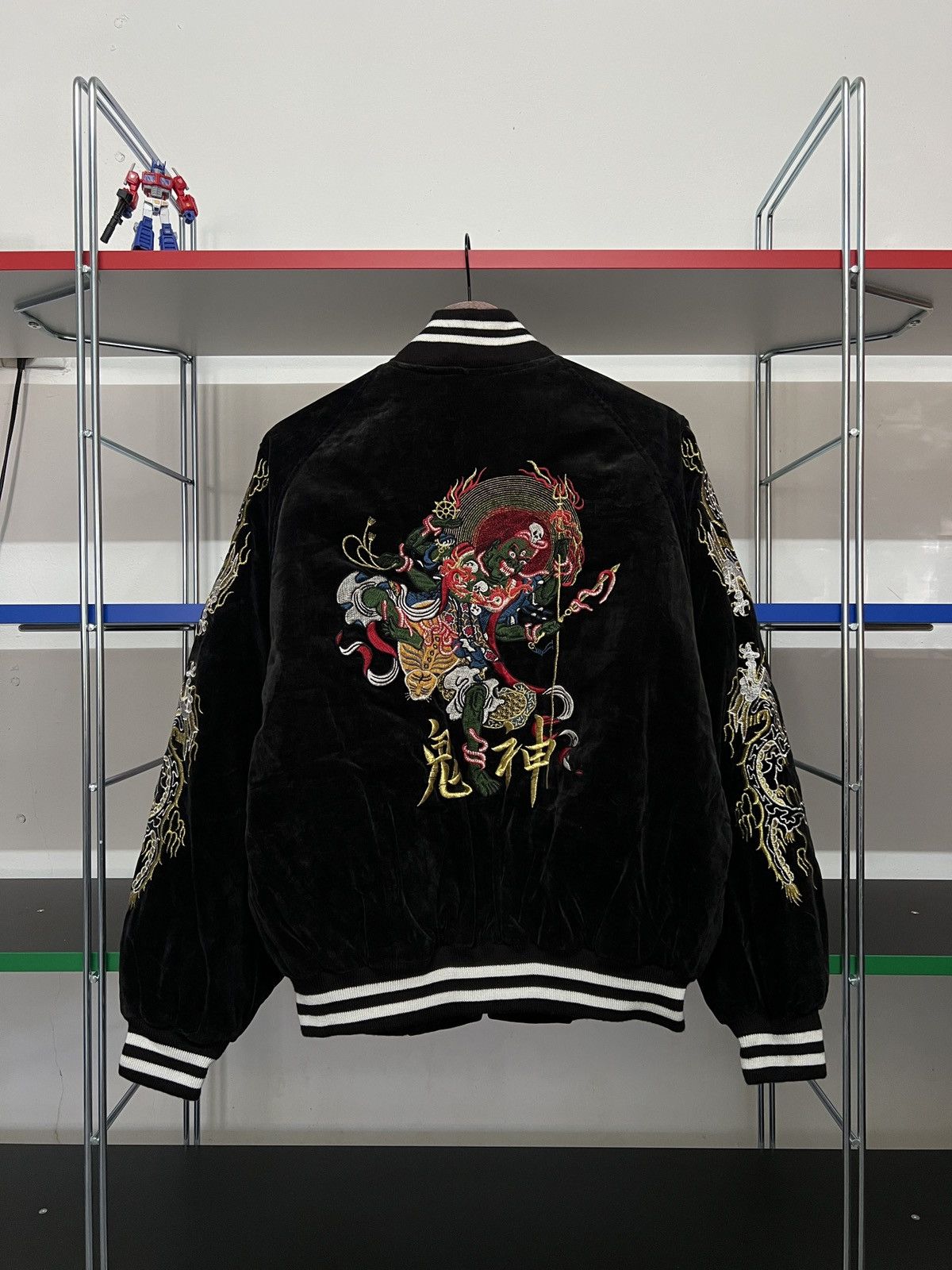 Japanese Brand Velvet Sukajan Souvenir Jacket 80s Fujin Raijin Embroidery Size US M / EU 48-50 / 2 - 2 Thumbnail