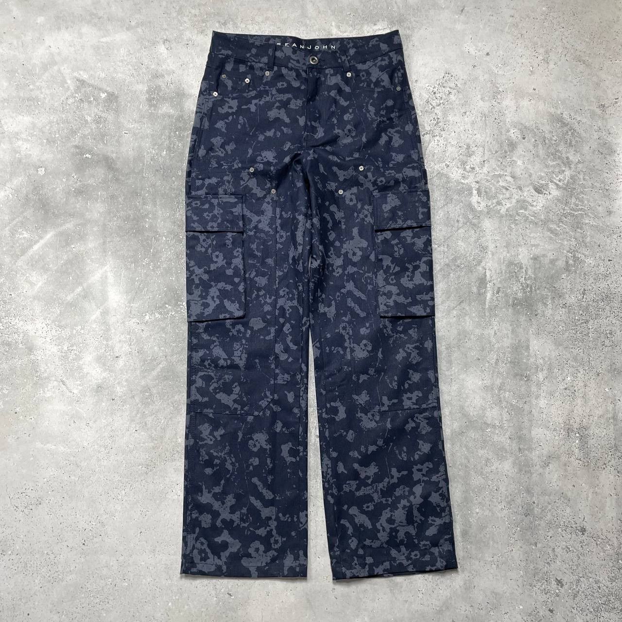 Sean John Sean John Script Logo Floral Camouflage Cargo Knee Pants Size US 32 / EU 48 - 1 Thumbnail