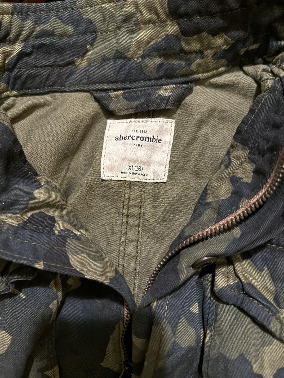 Abercrombie & Fitch Abercrombie kids Camo Jean Jacket Size US M / EU 48-50 / 2 - 2 Thumbnail