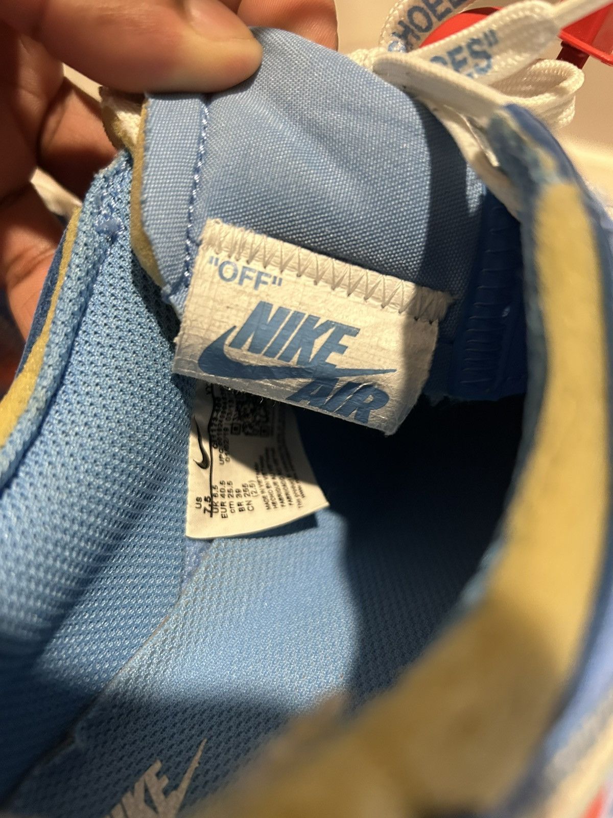 Nike × Off-White Off White Air Force 1 MCA University Blue Size US 7.5 / EU 40-41 - 15 Thumbnail