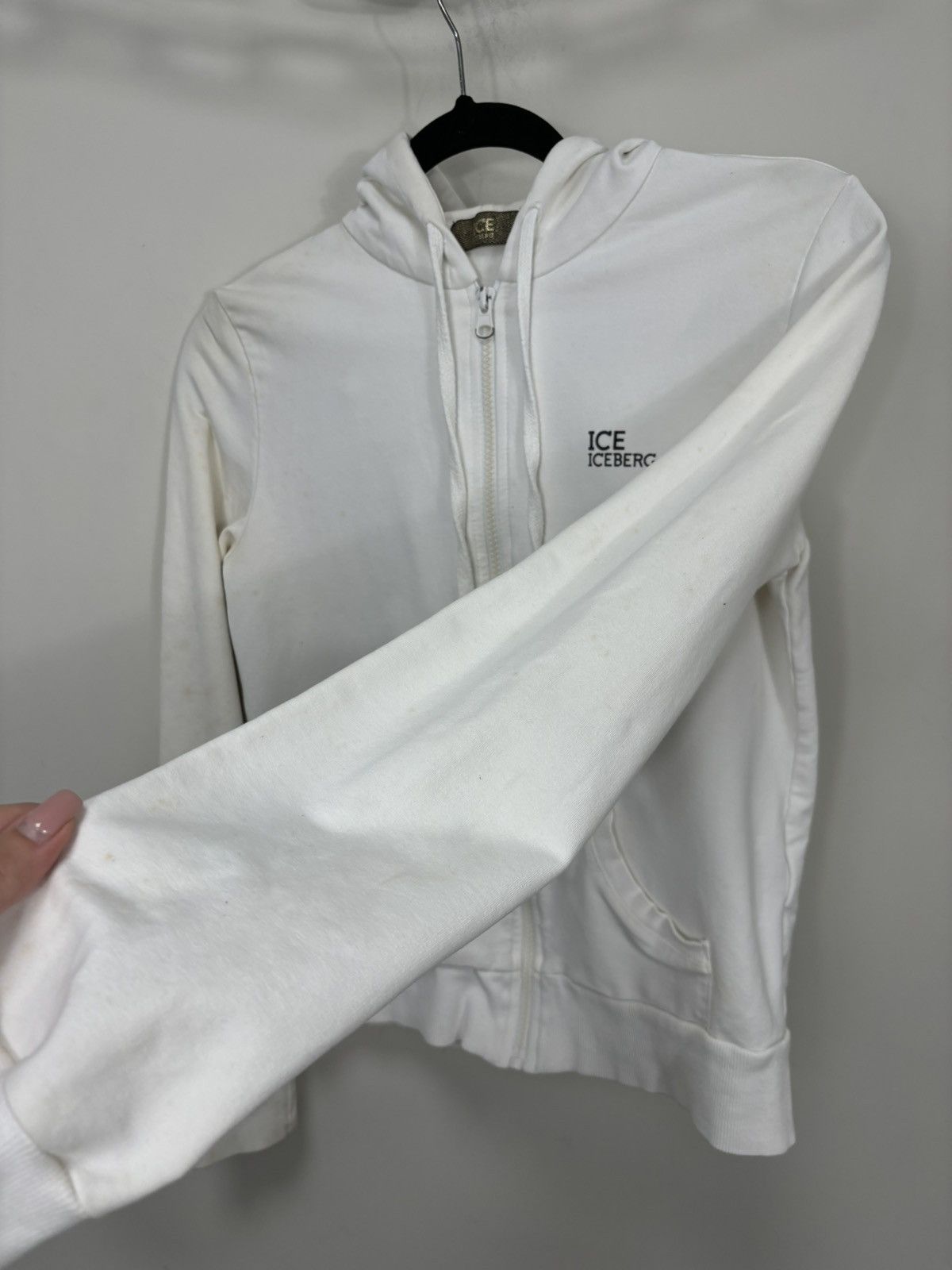 Iceberg Iceberg Women’s Big Back Logo Luxury Zip Up Hoodie Size M / US 6-8 / IT 42-44 - 7 Thumbnail