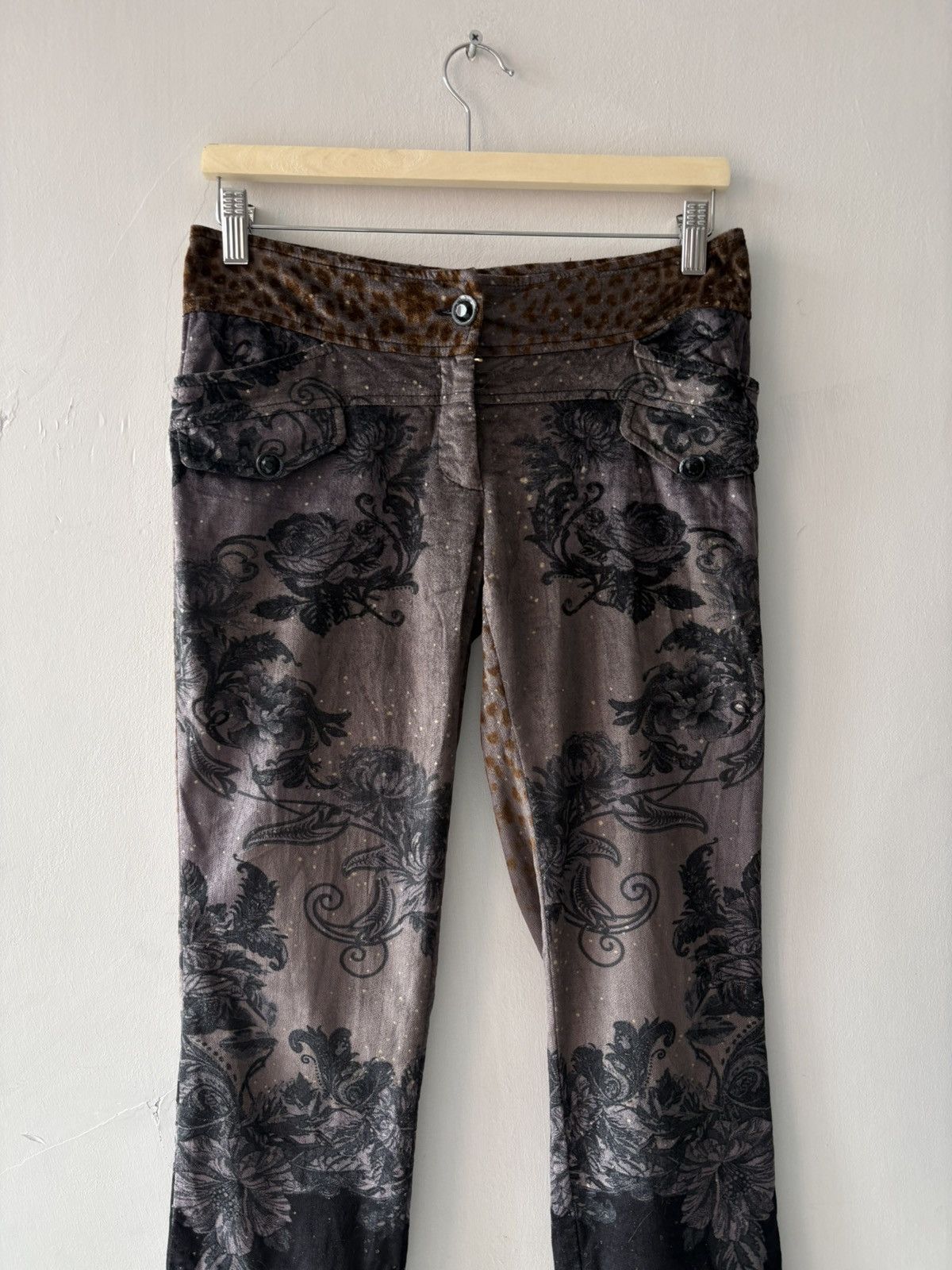 Roberto Cavalli Roberto Cavalli trousers Size 30" / US 8 / IT 44 - 12 Thumbnail